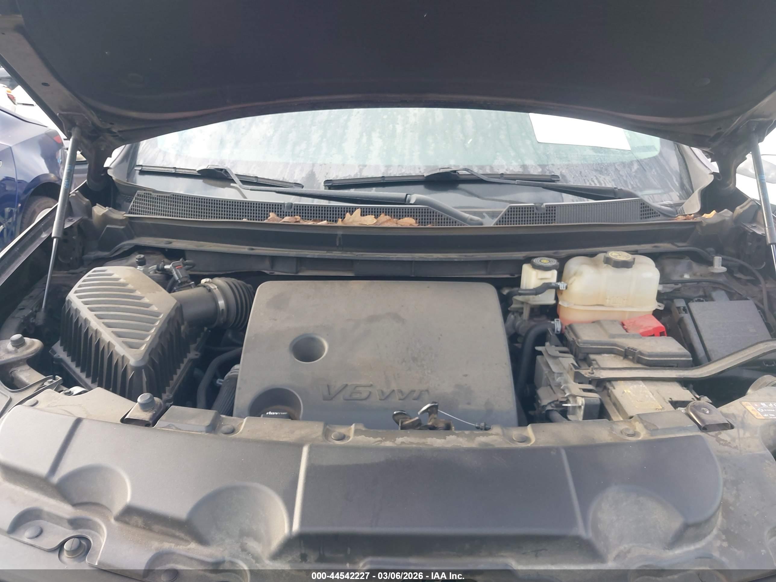 CHEVROLET TRAVERSE image 10