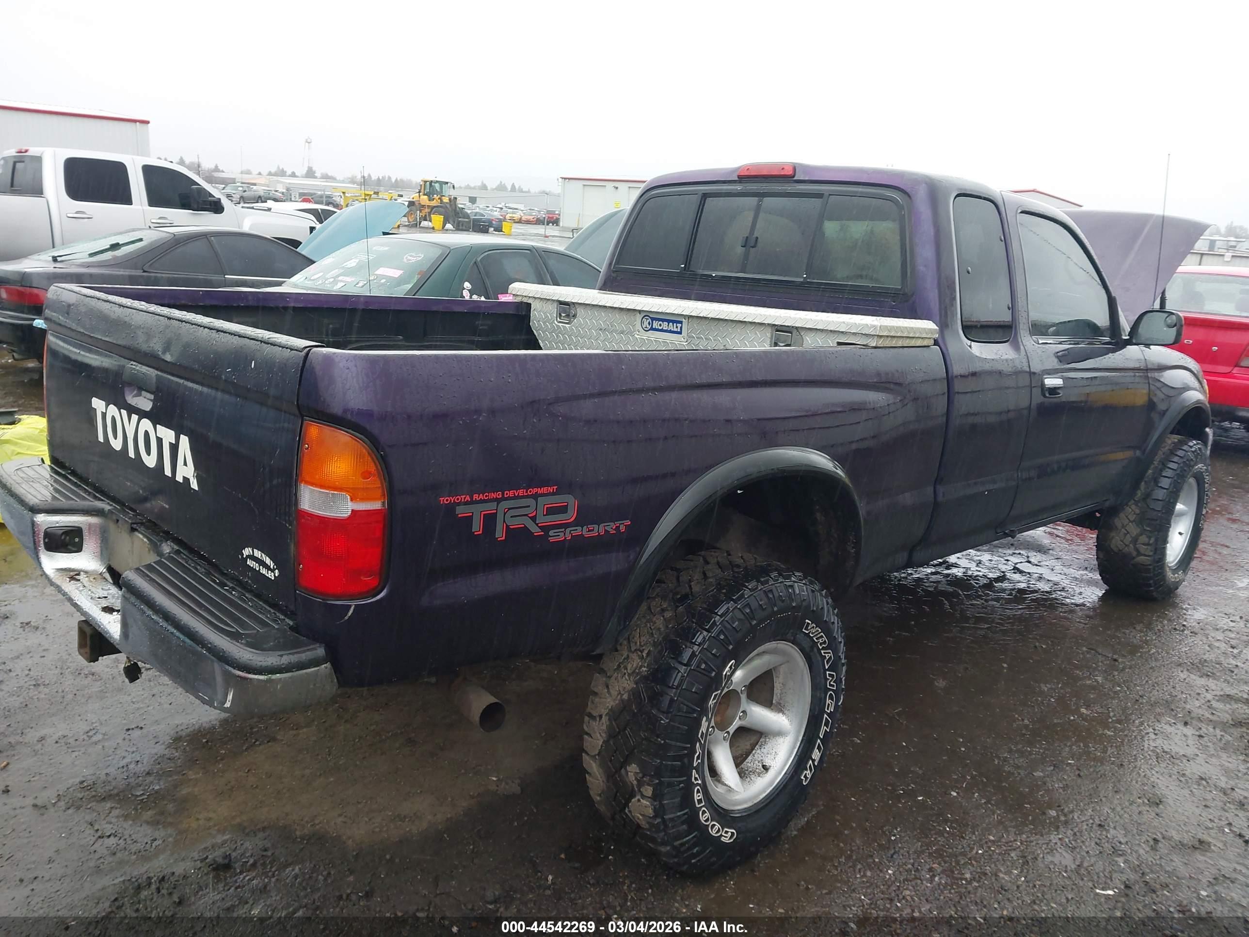 TOYOTA TACOMA image 4