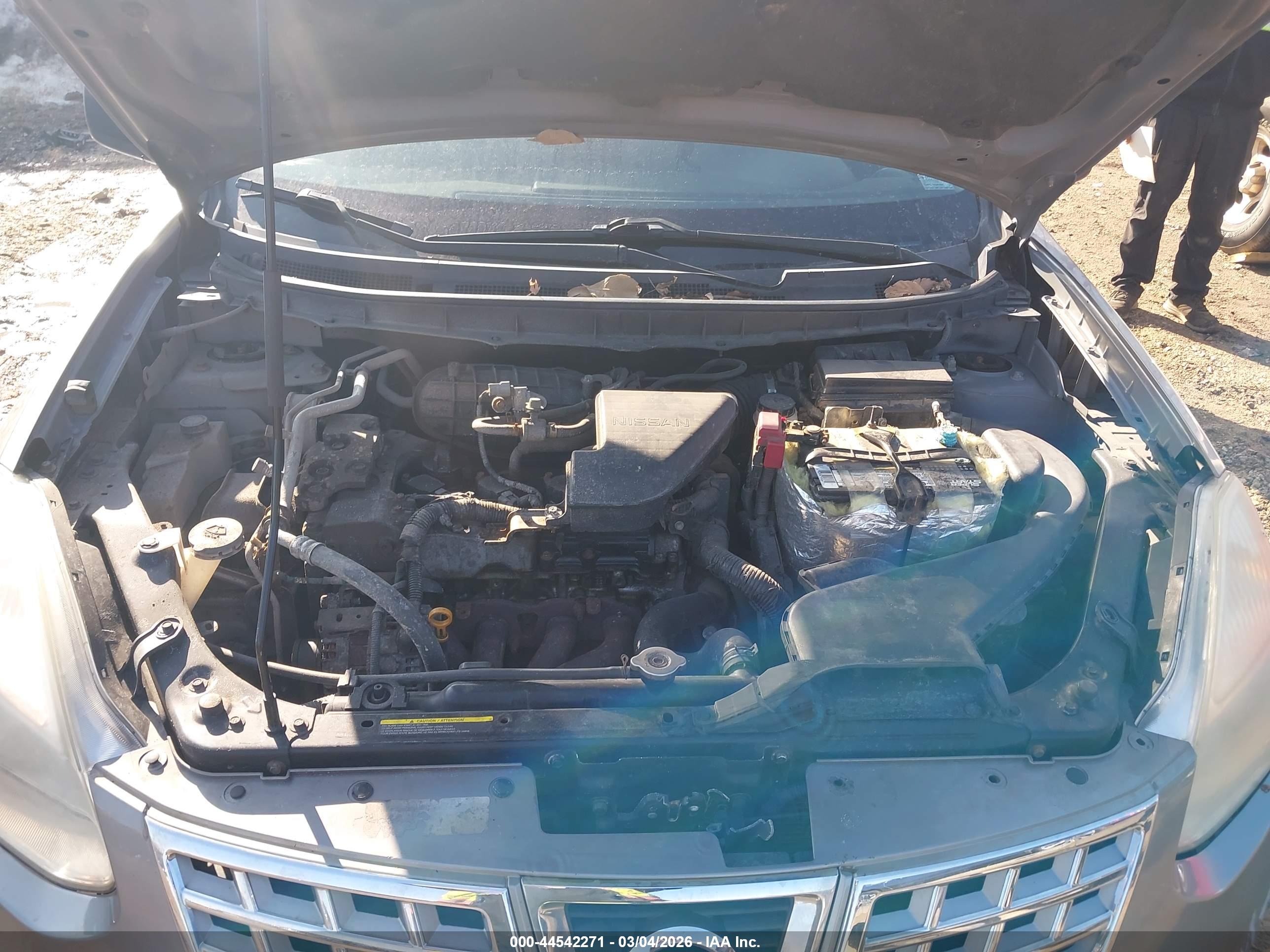 NISSAN ROGUE image 10