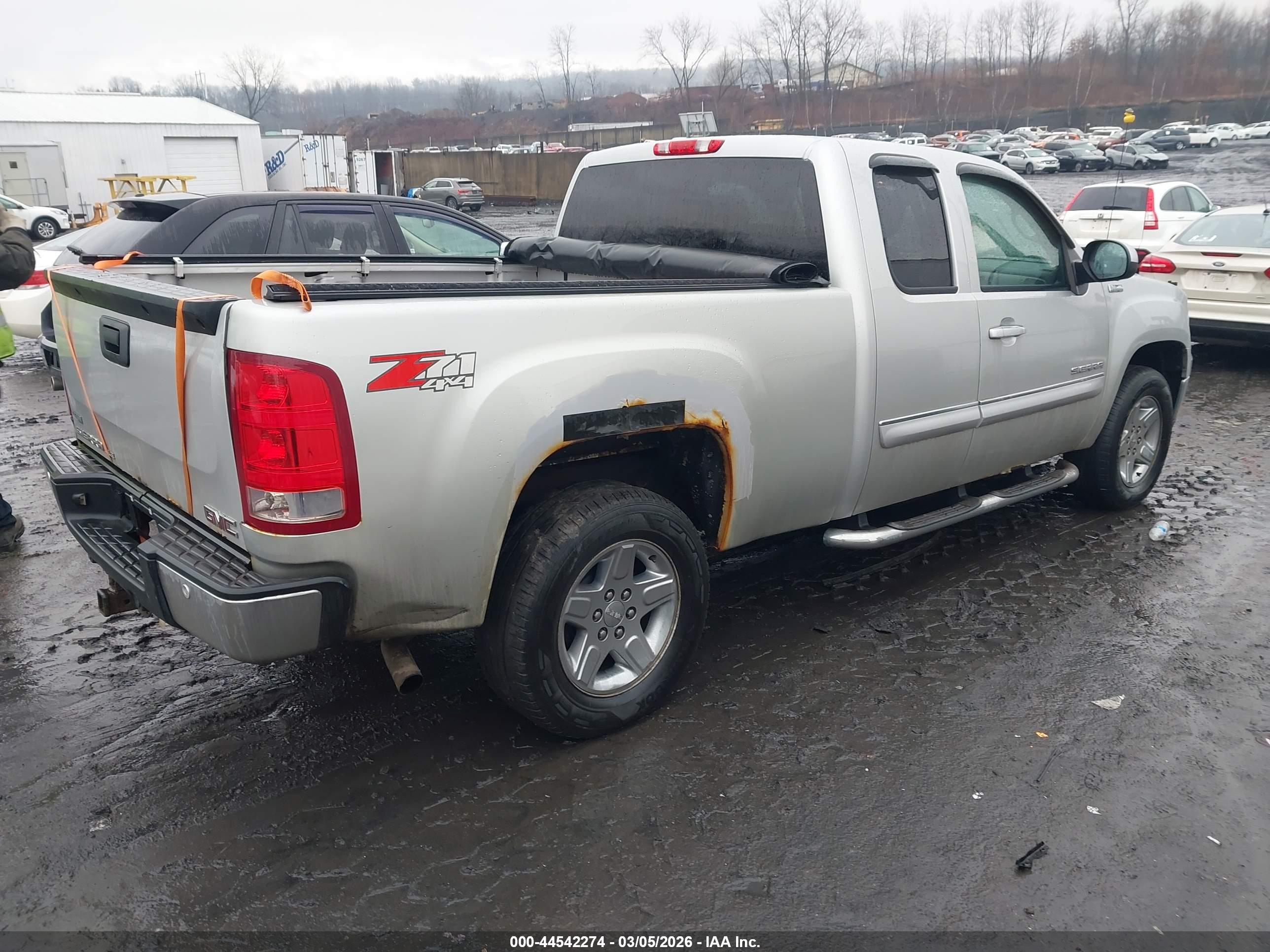 GMC SIERRA image 4