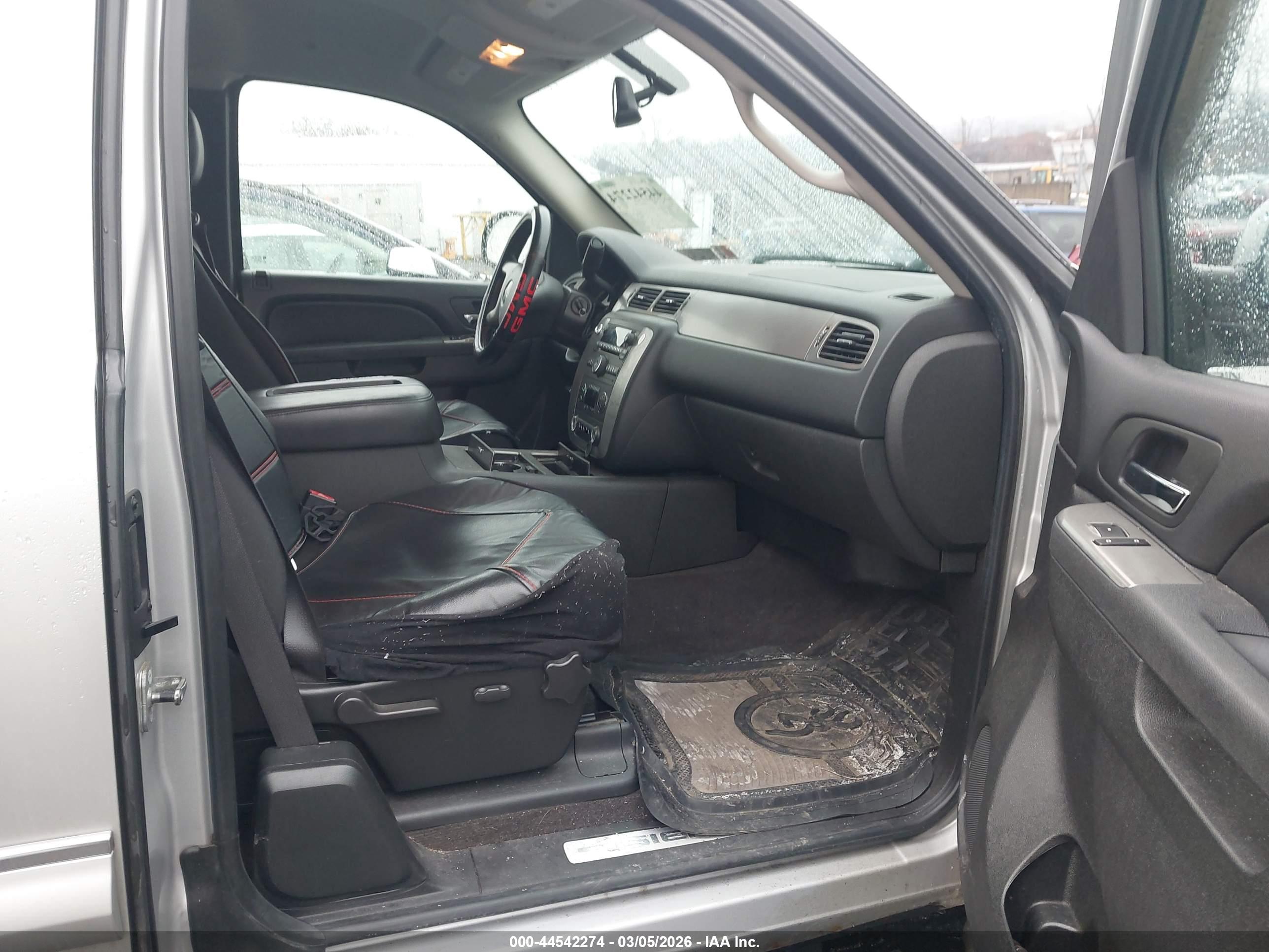GMC SIERRA image 5