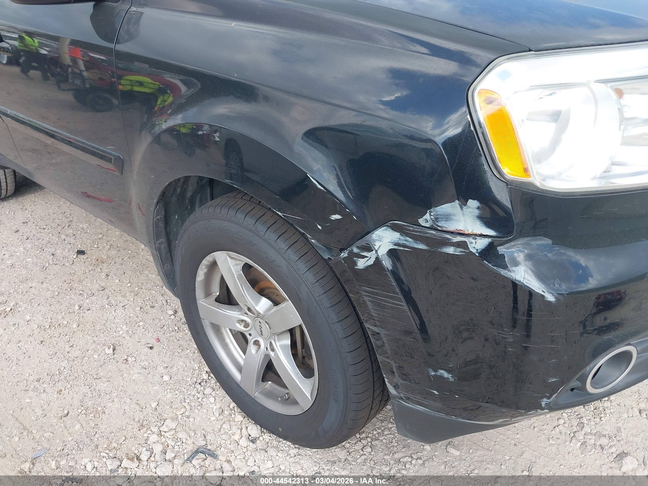 HONDA PILOT image 6