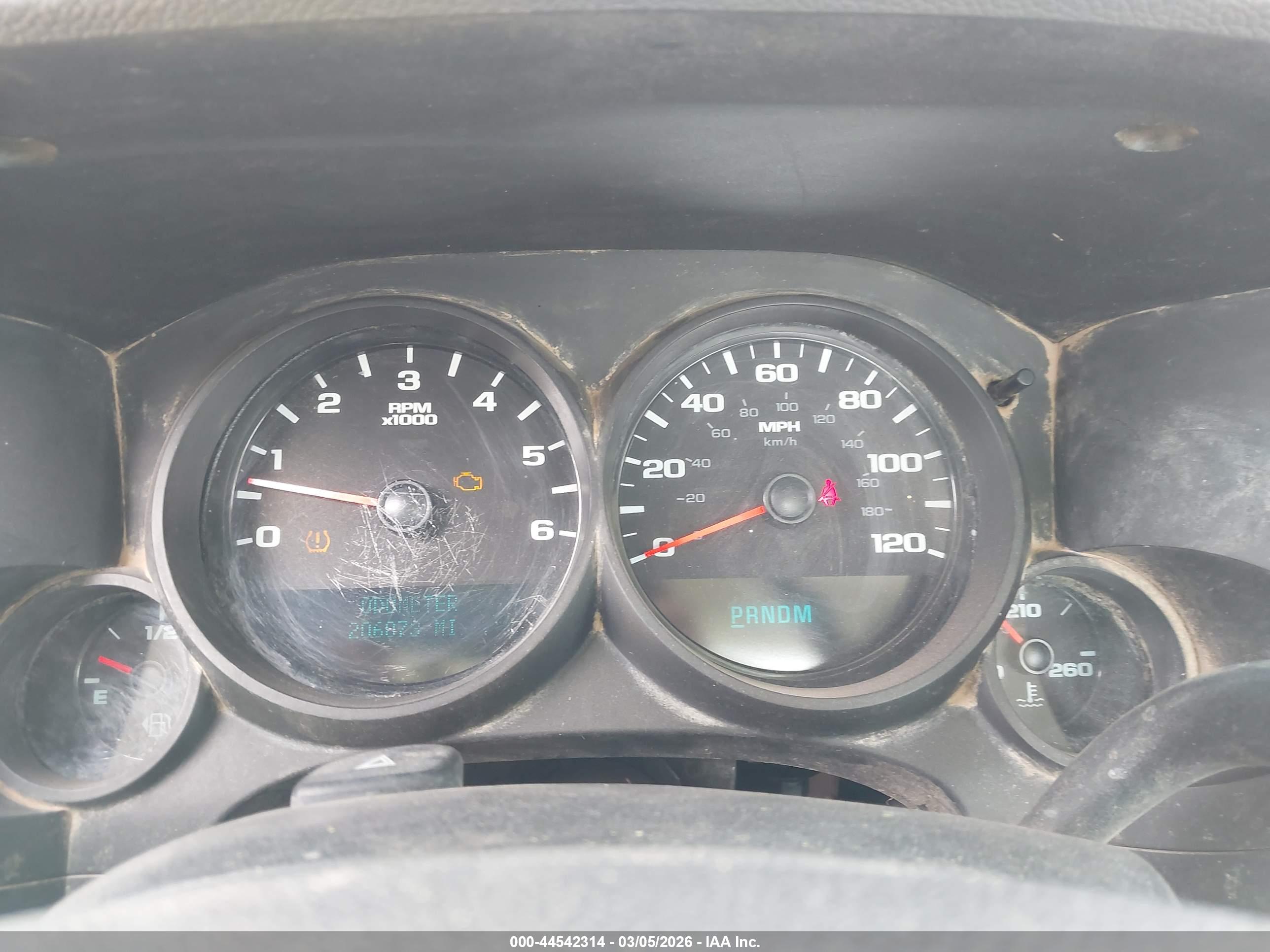 CHEVROLET SILVERADO image 7