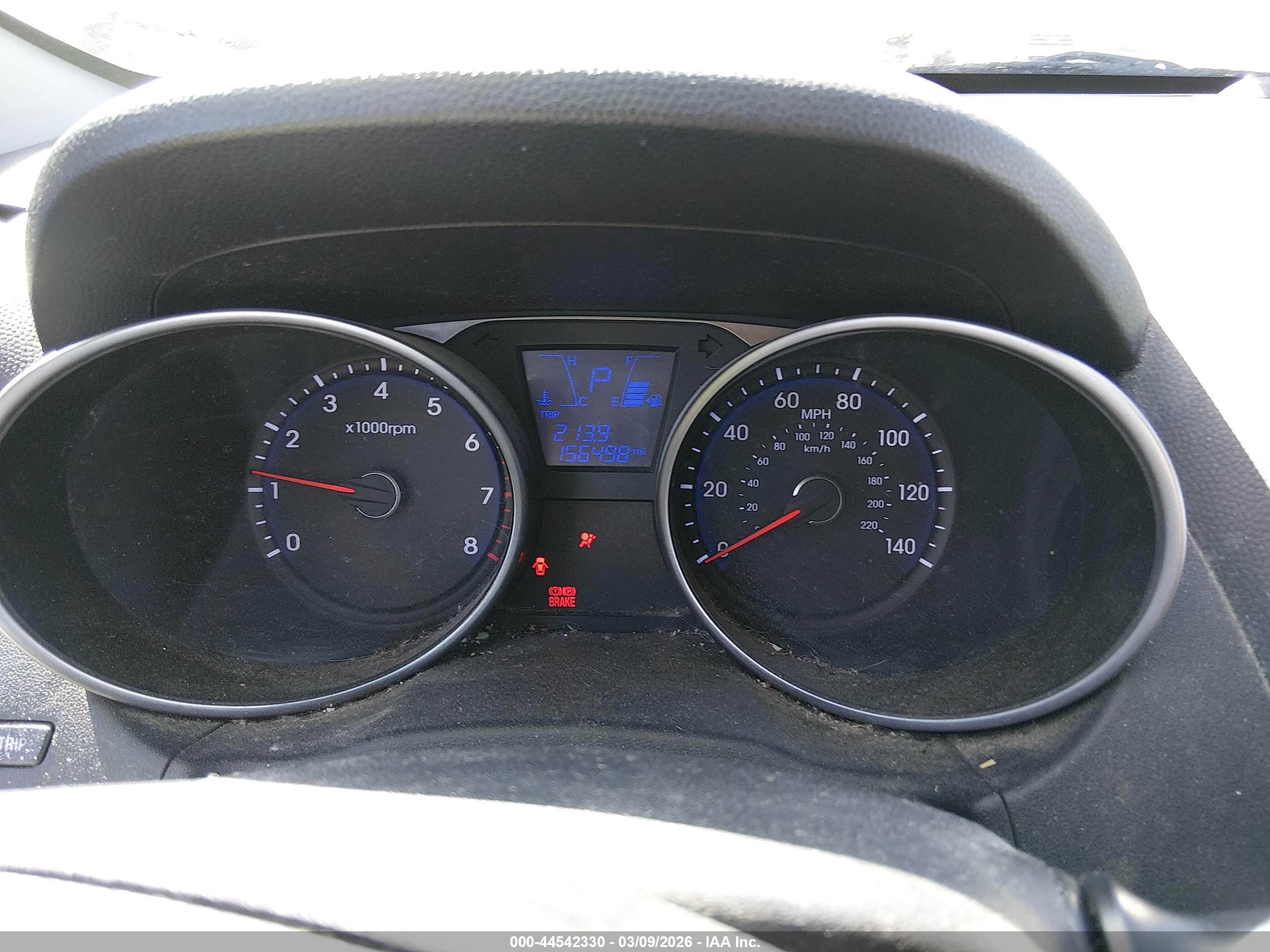 HYUNDAI TUCSON image 7
