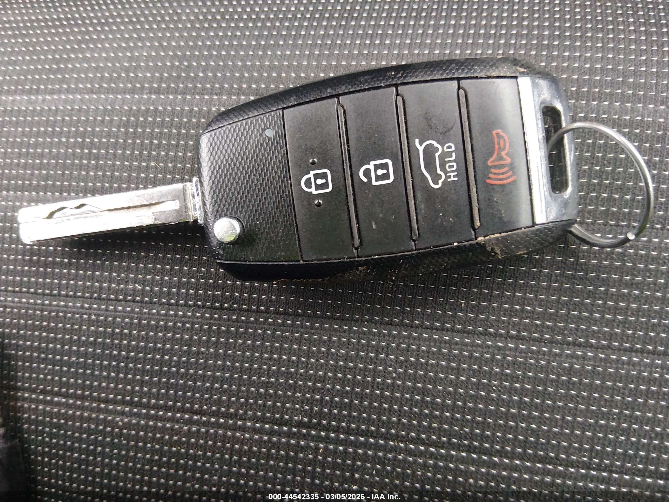KIA SPORTAGE image 11