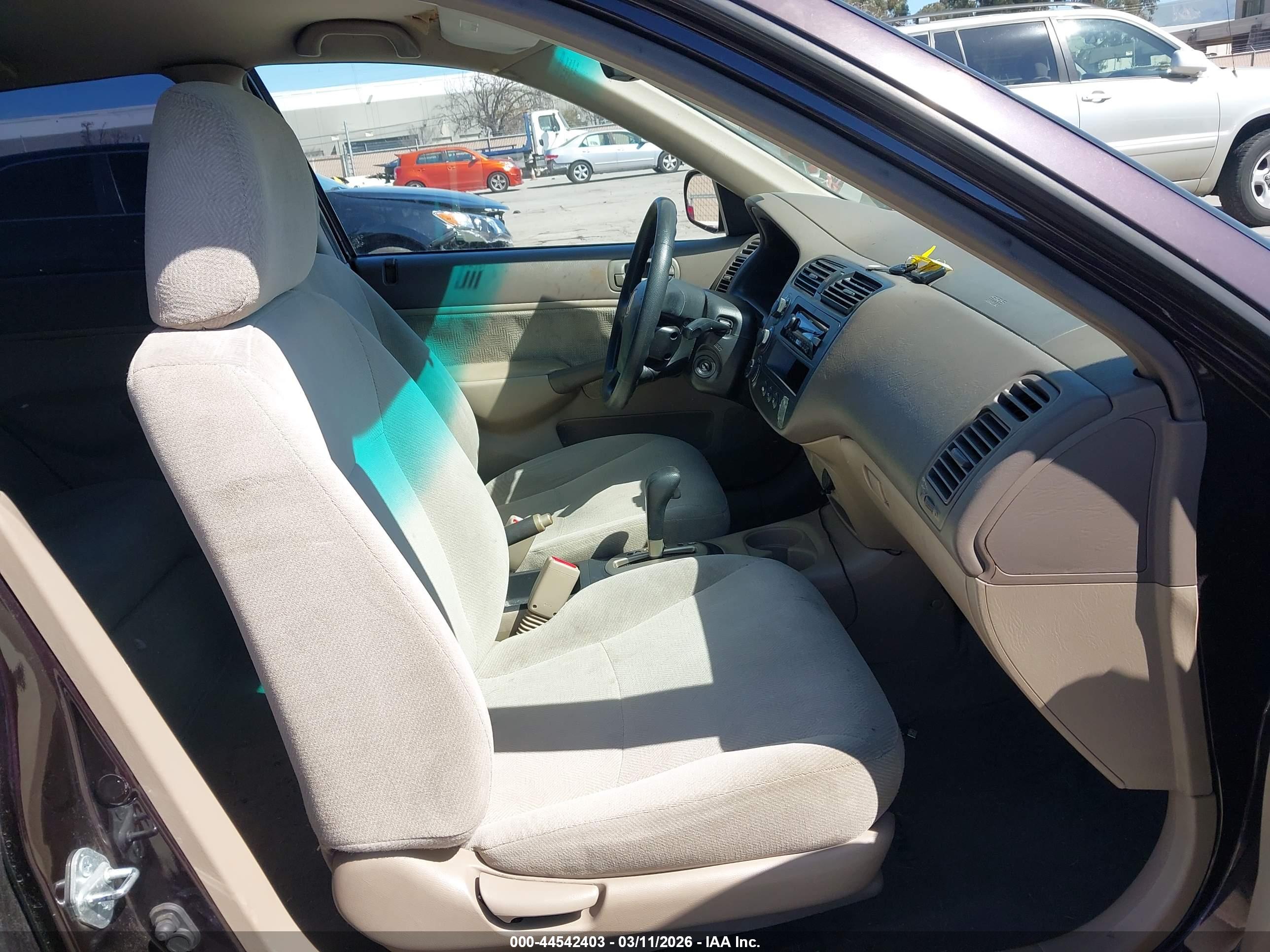 HONDA CIVIC image 5
