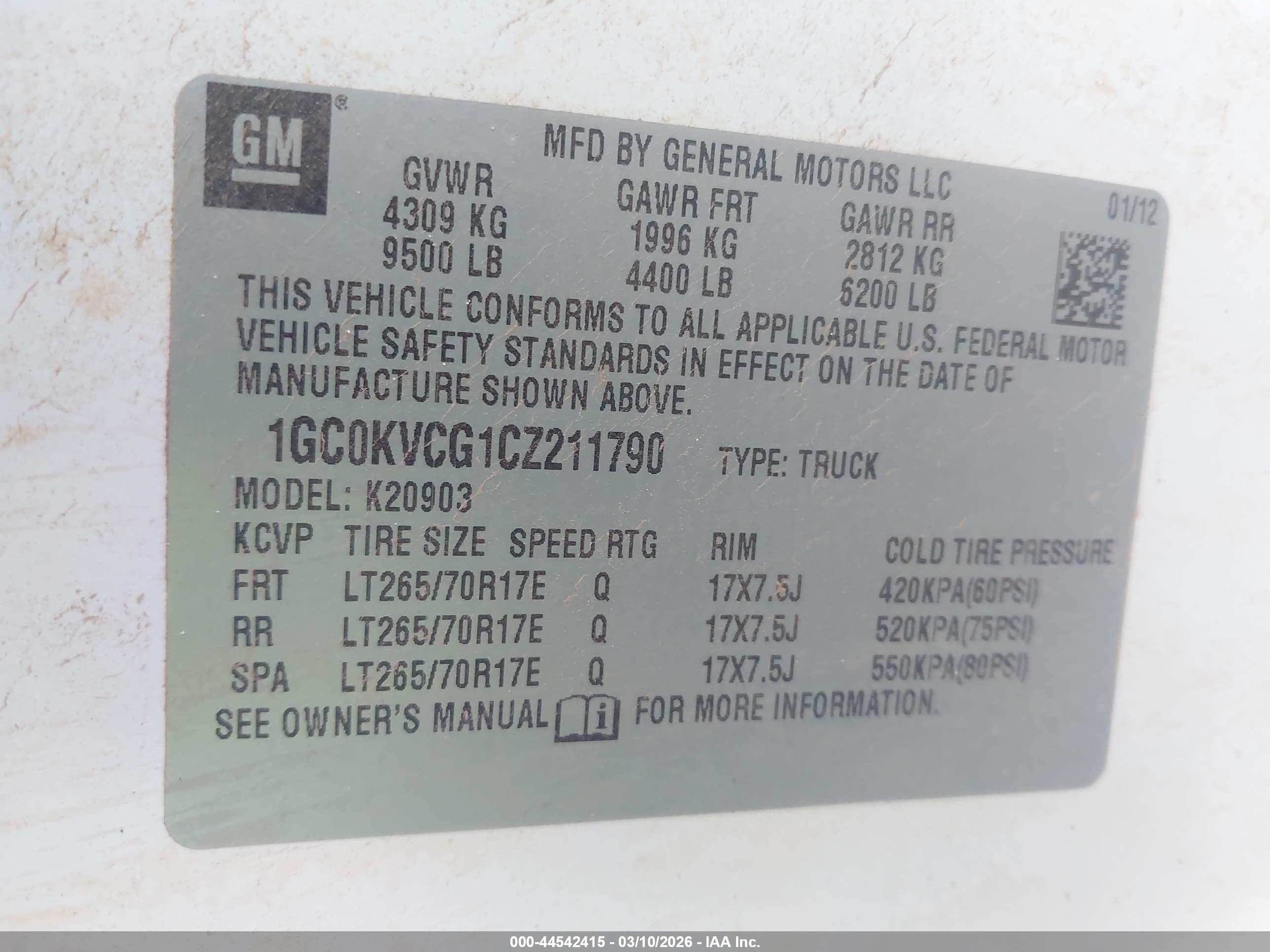 CHEVROLET SILVERADO image 9