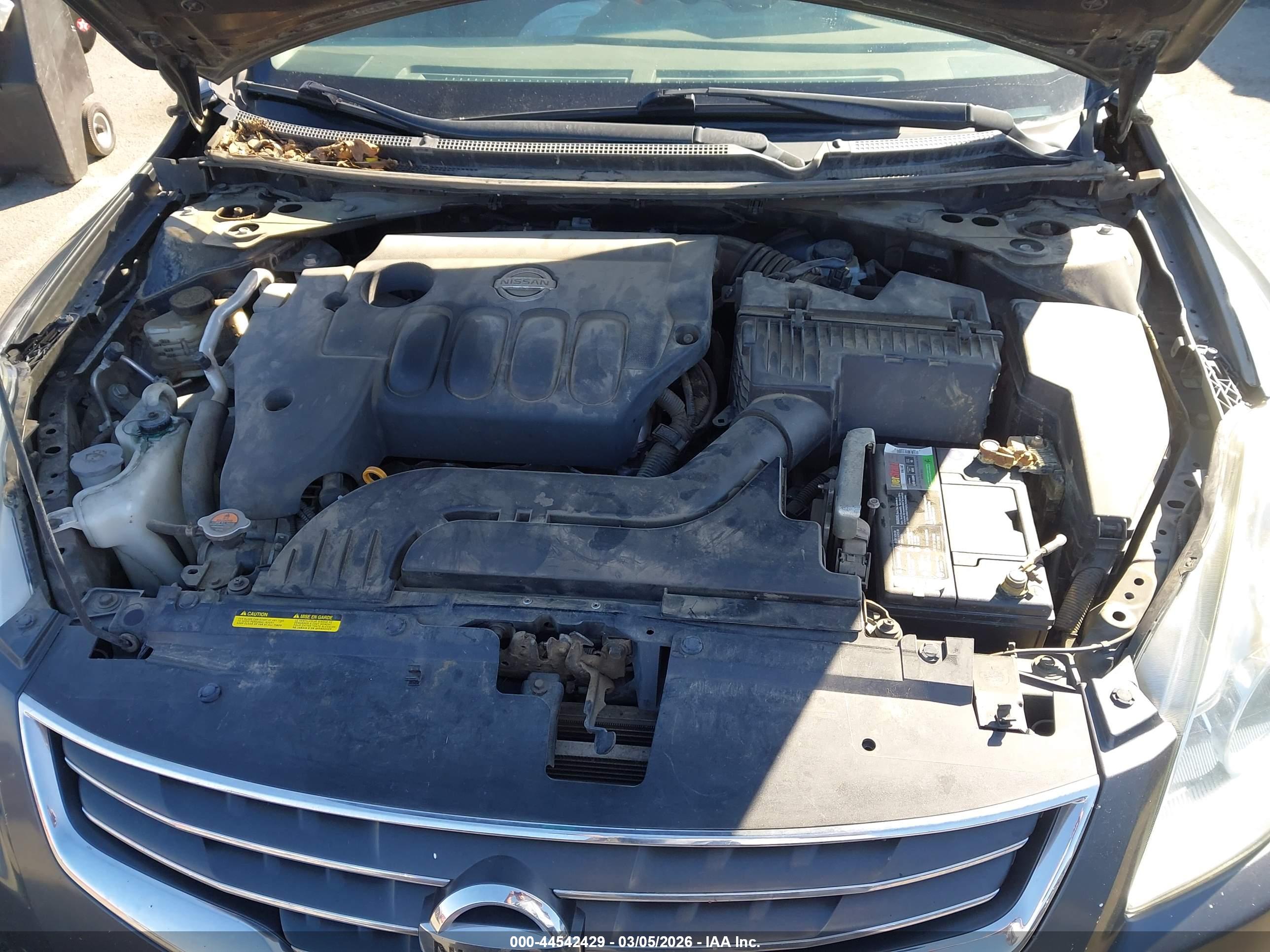 NISSAN ALTIMA image 10