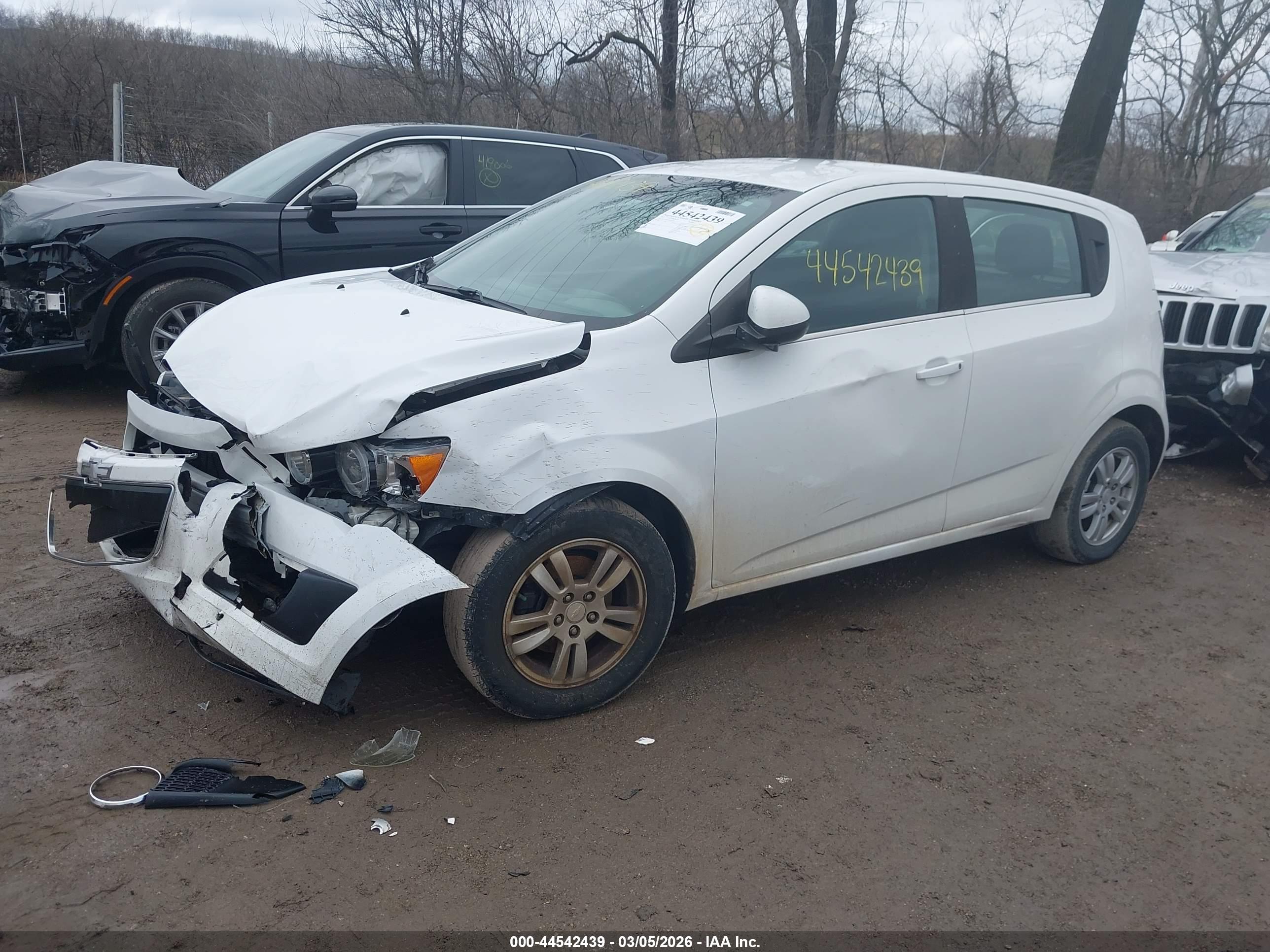 CHEVROLET SONIC image 2