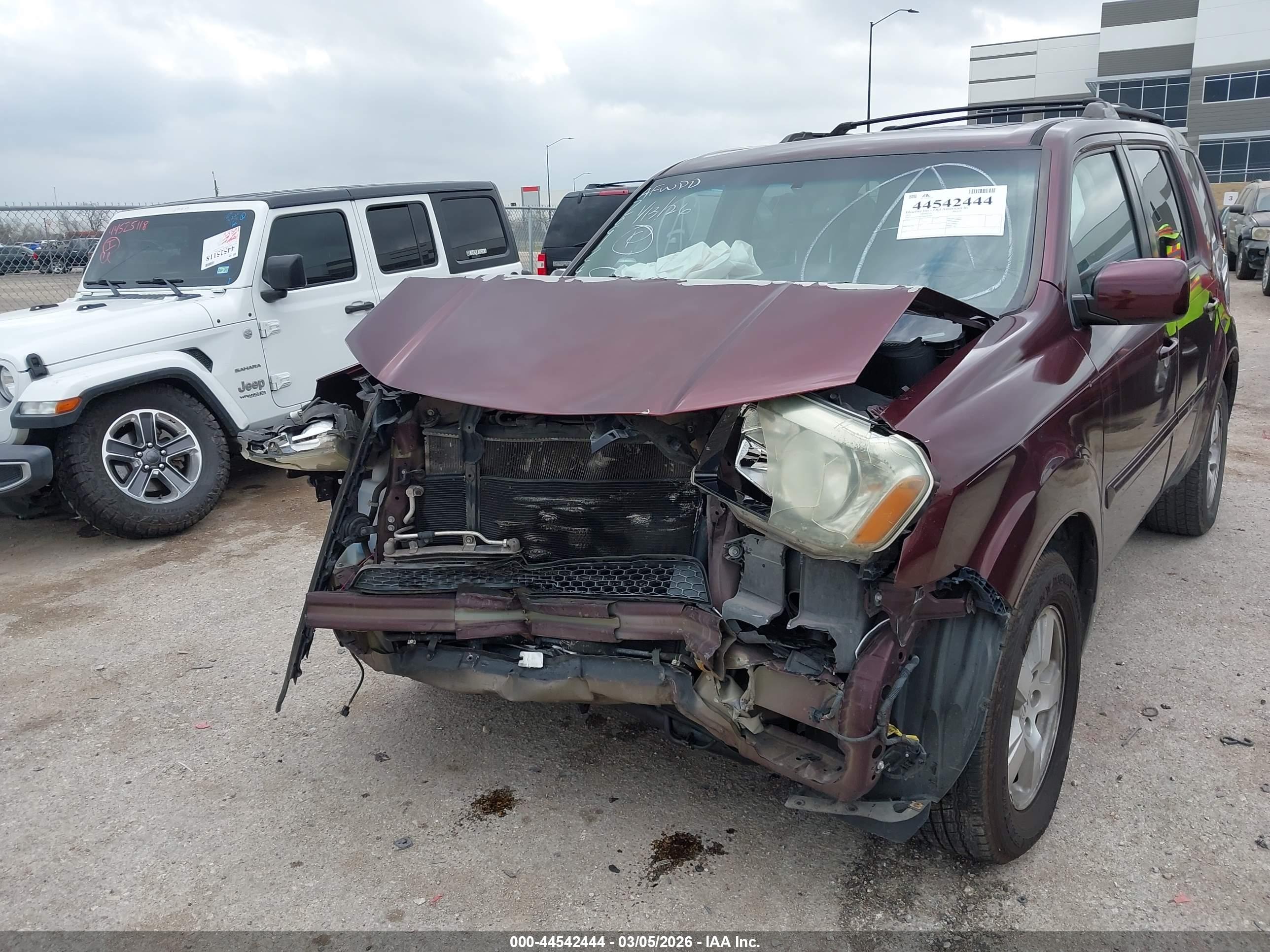 HONDA PILOT image 6