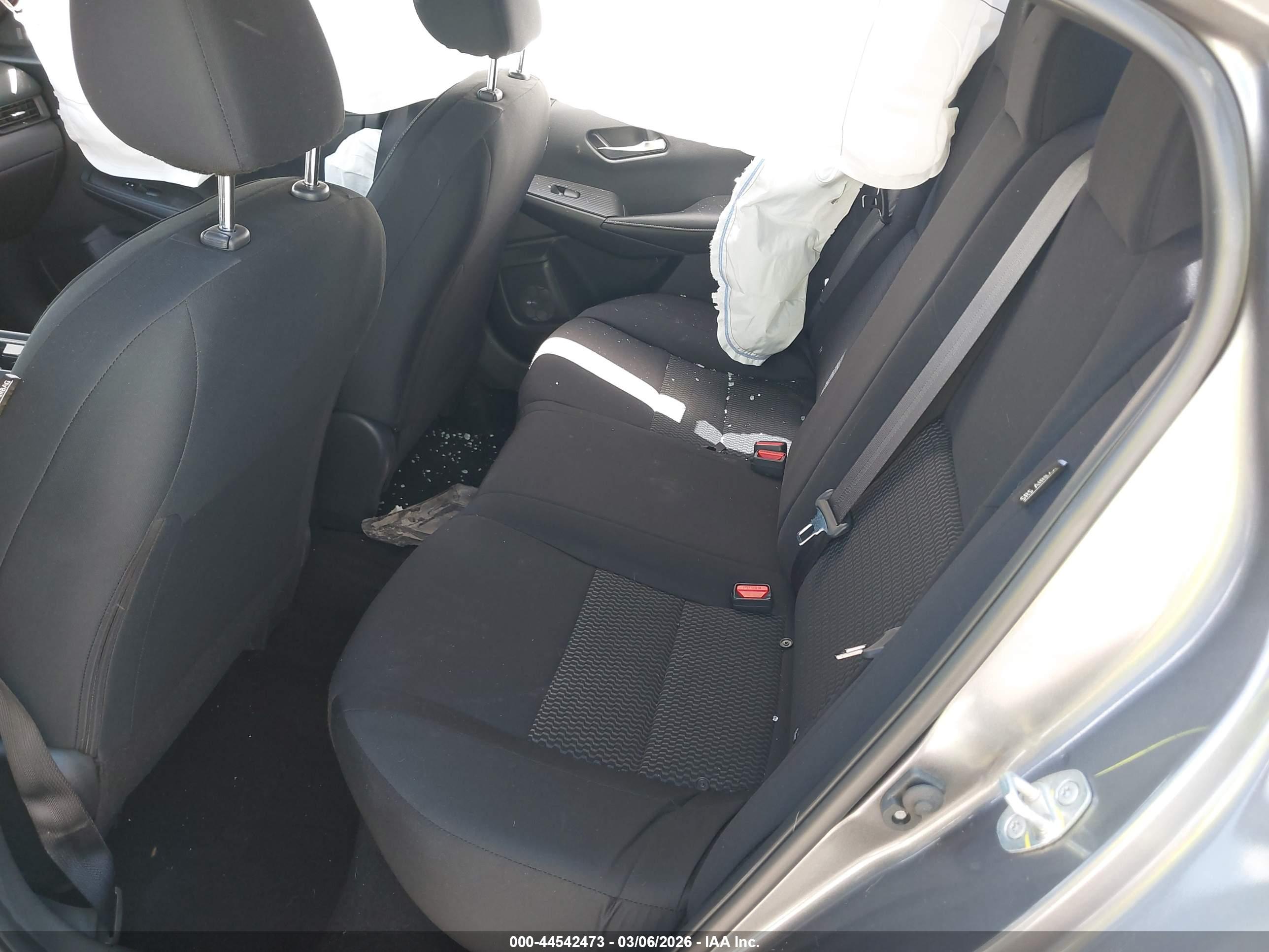 NISSAN SENTRA image 8