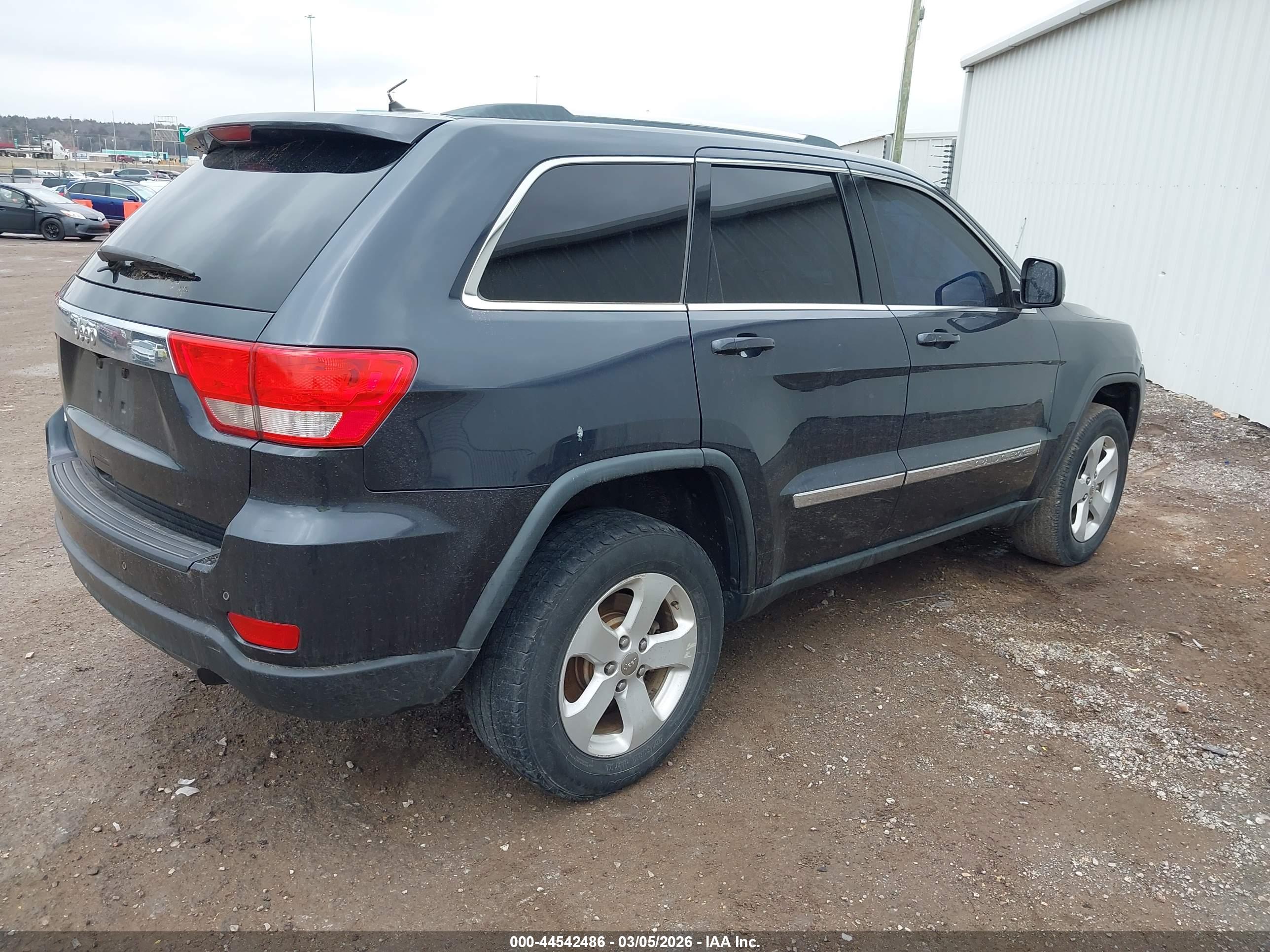 JEEP GRAND image 4