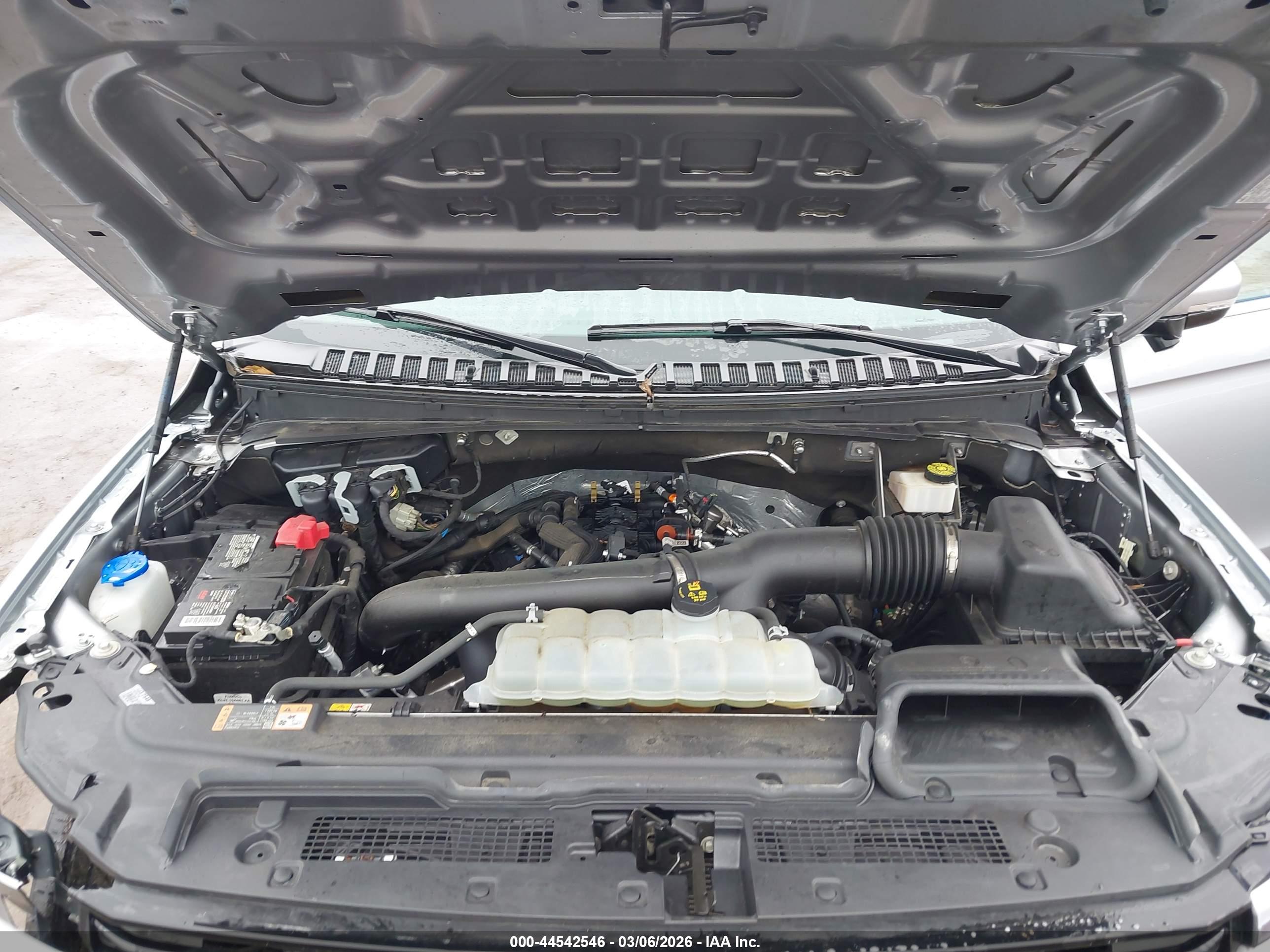 FORD EXPEDITION image 10