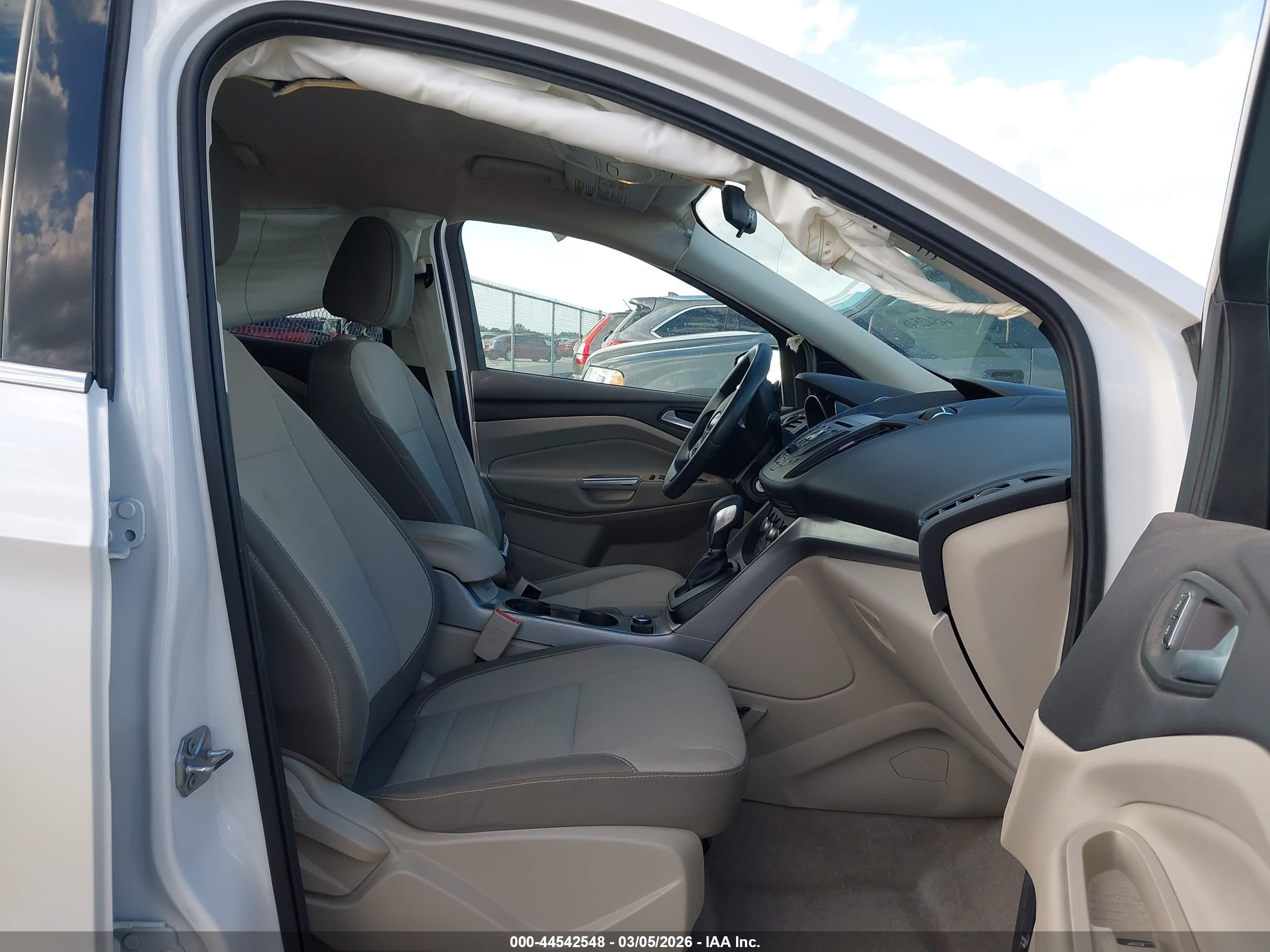 FORD ESCAPE image 5
