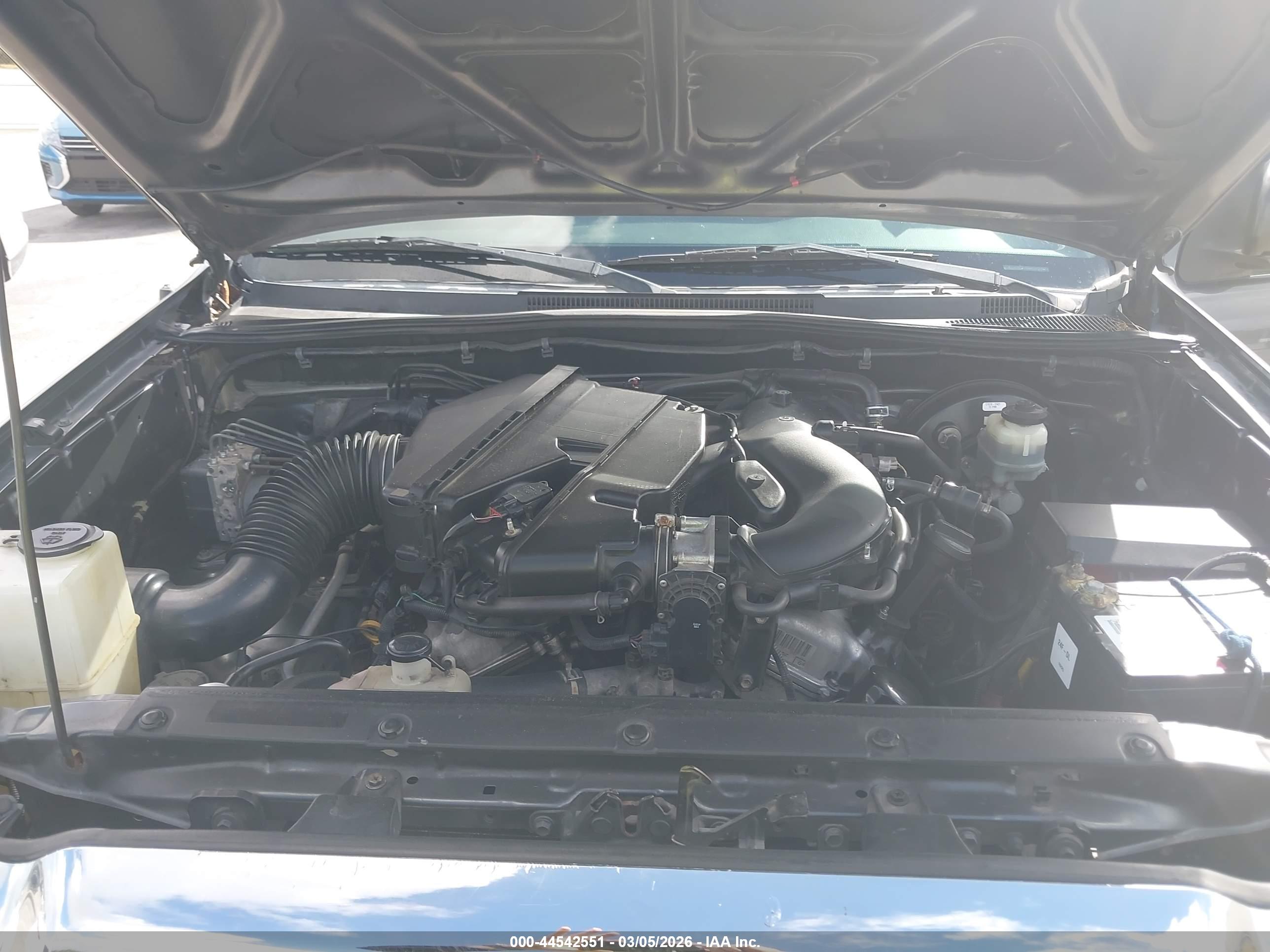 TOYOTA TACOMA image 10