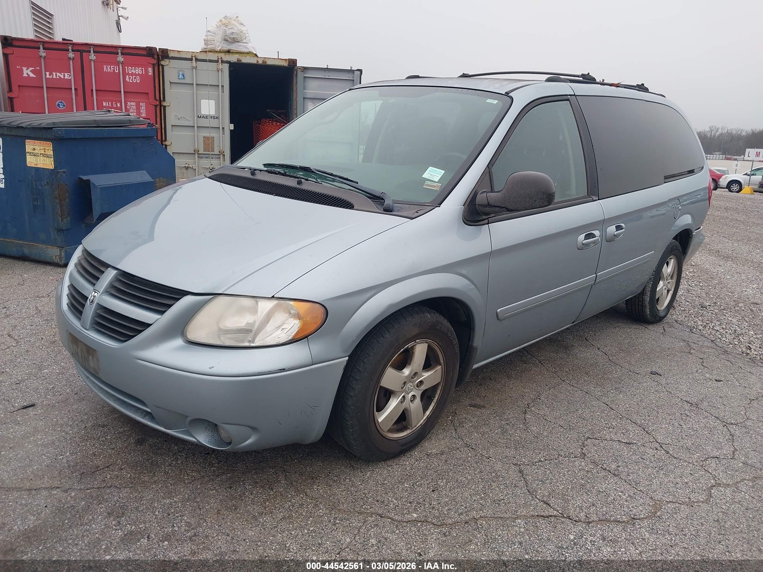 DODGE GRAND image 2