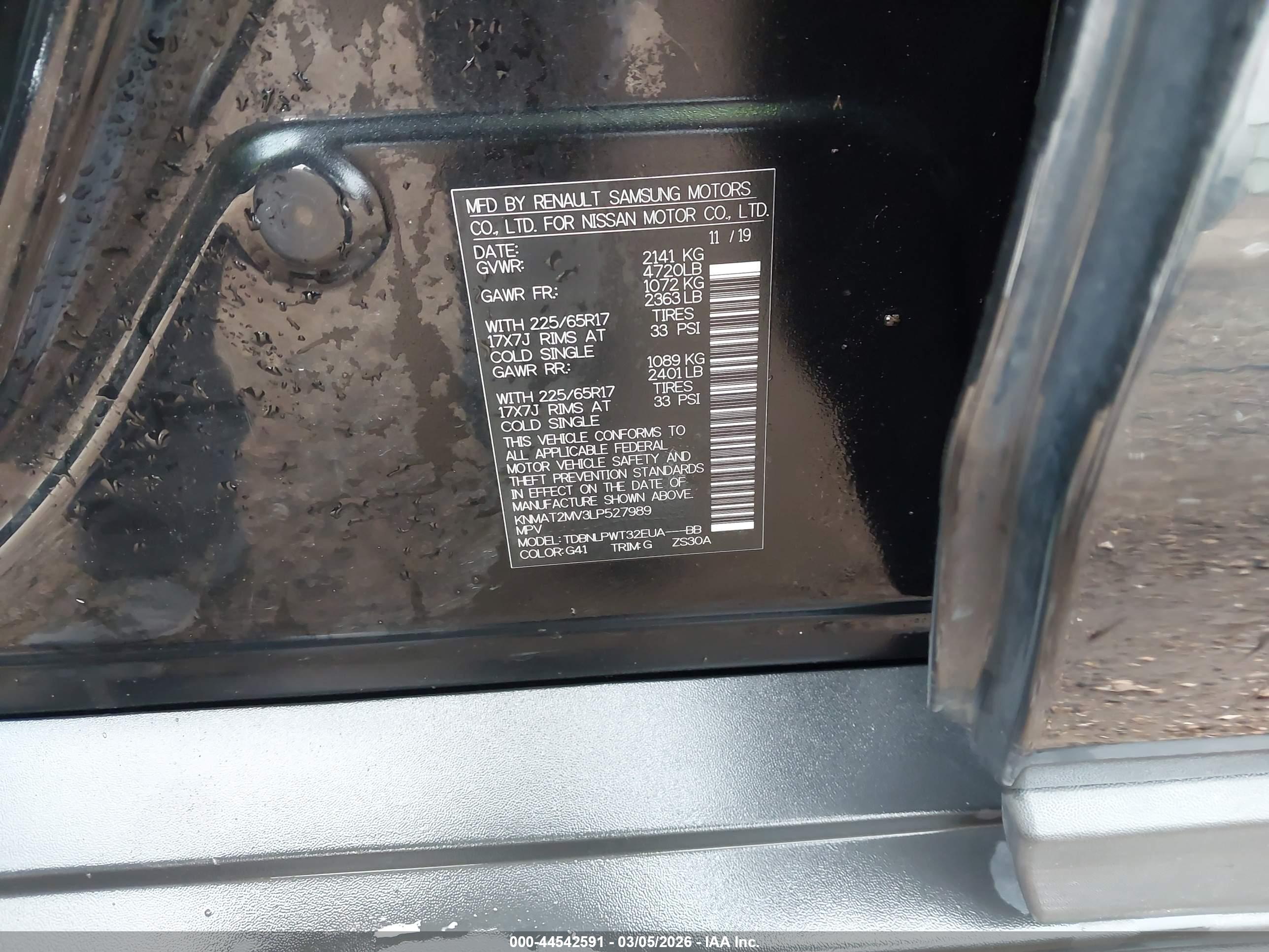 NISSAN ROGUE image 9