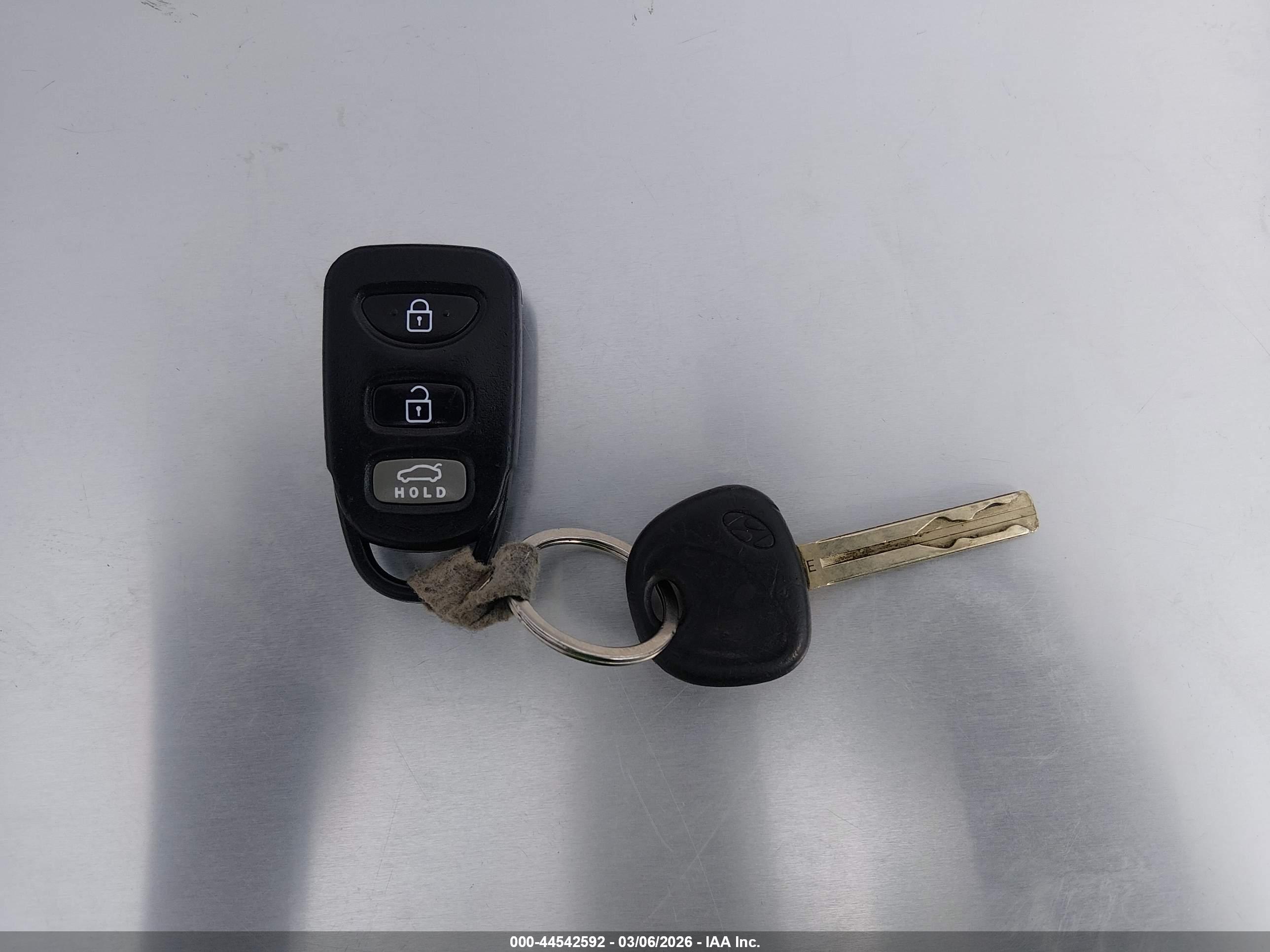 HYUNDAI SONATA image 11