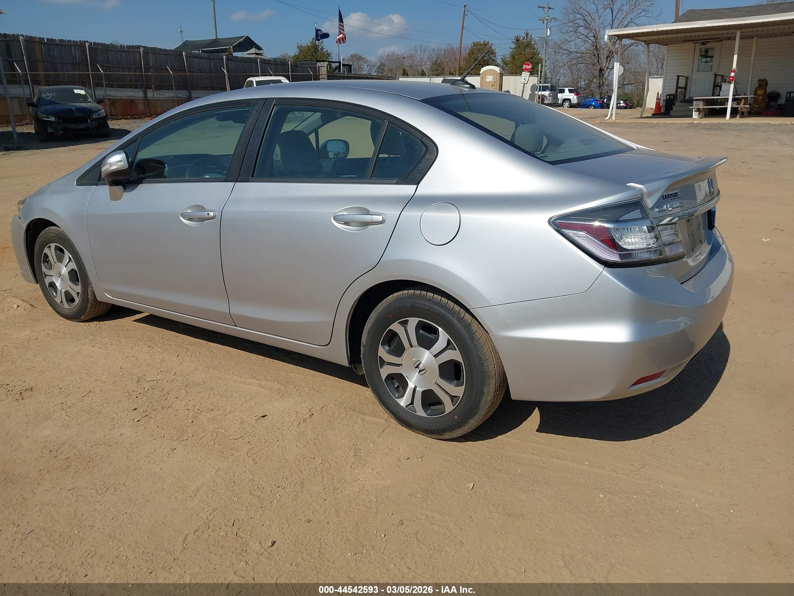 HONDA CIVIC image 3