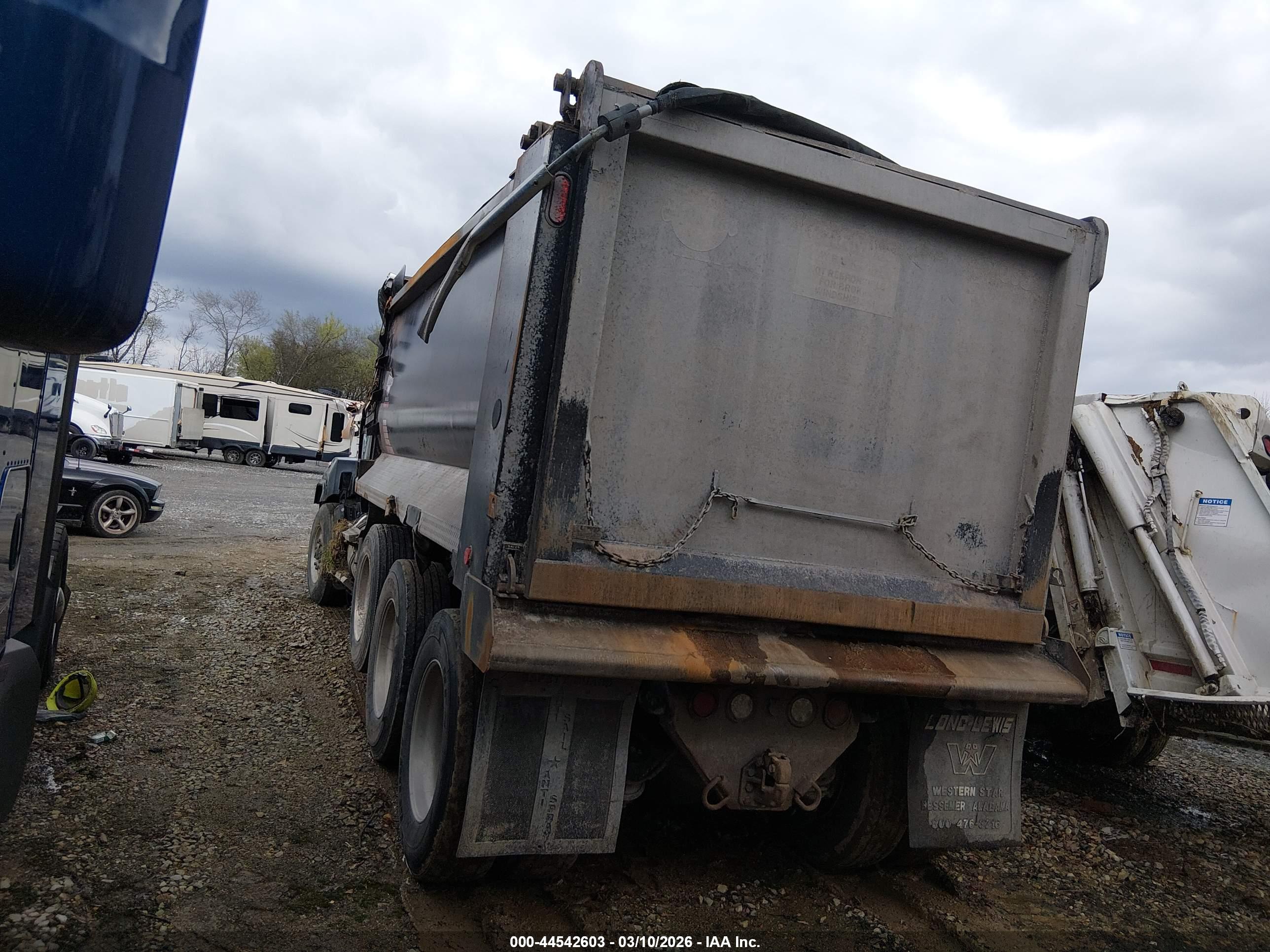 WESTERN STAR/AUTO image 3