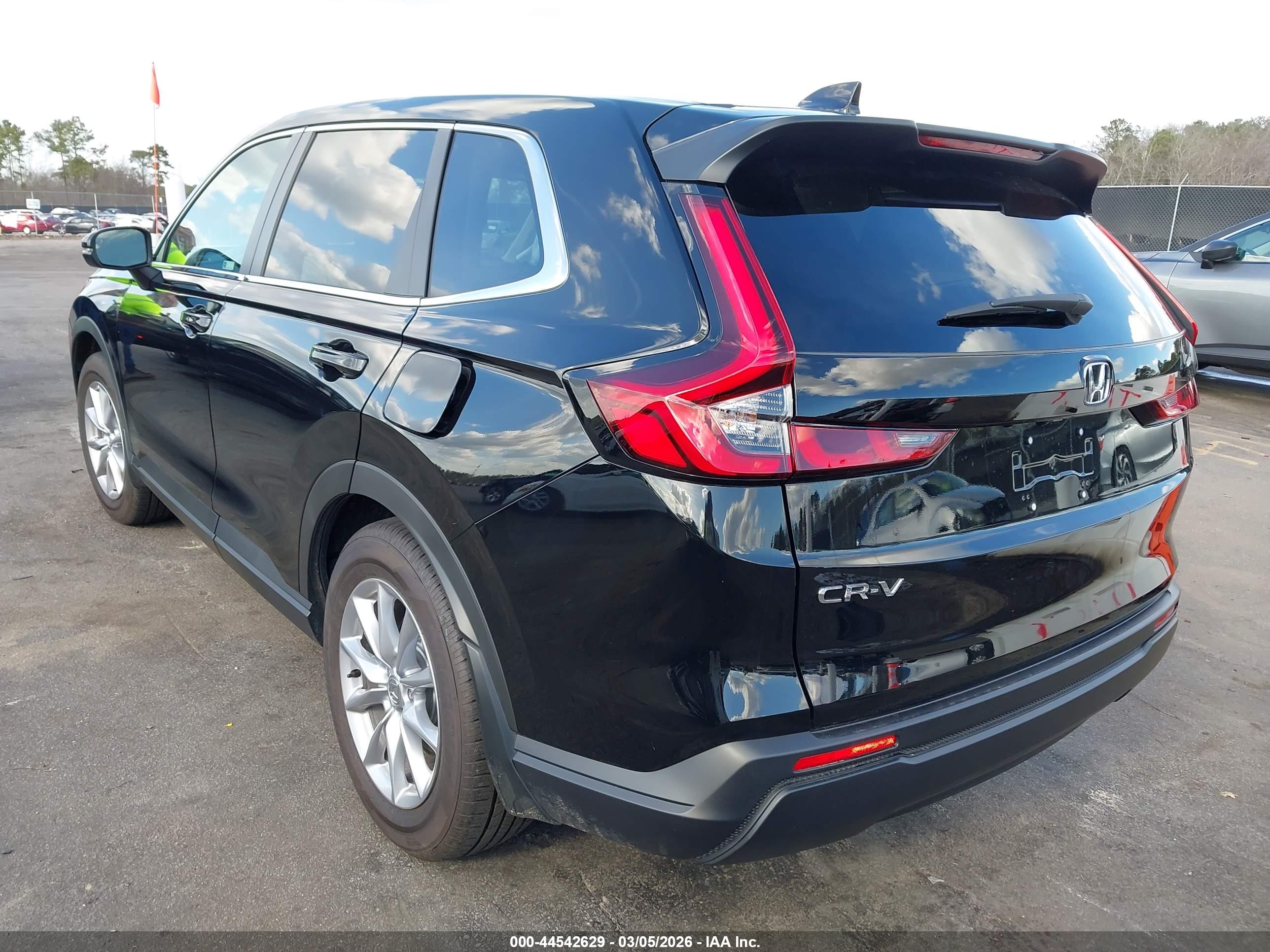 HONDA CR-V image 3
