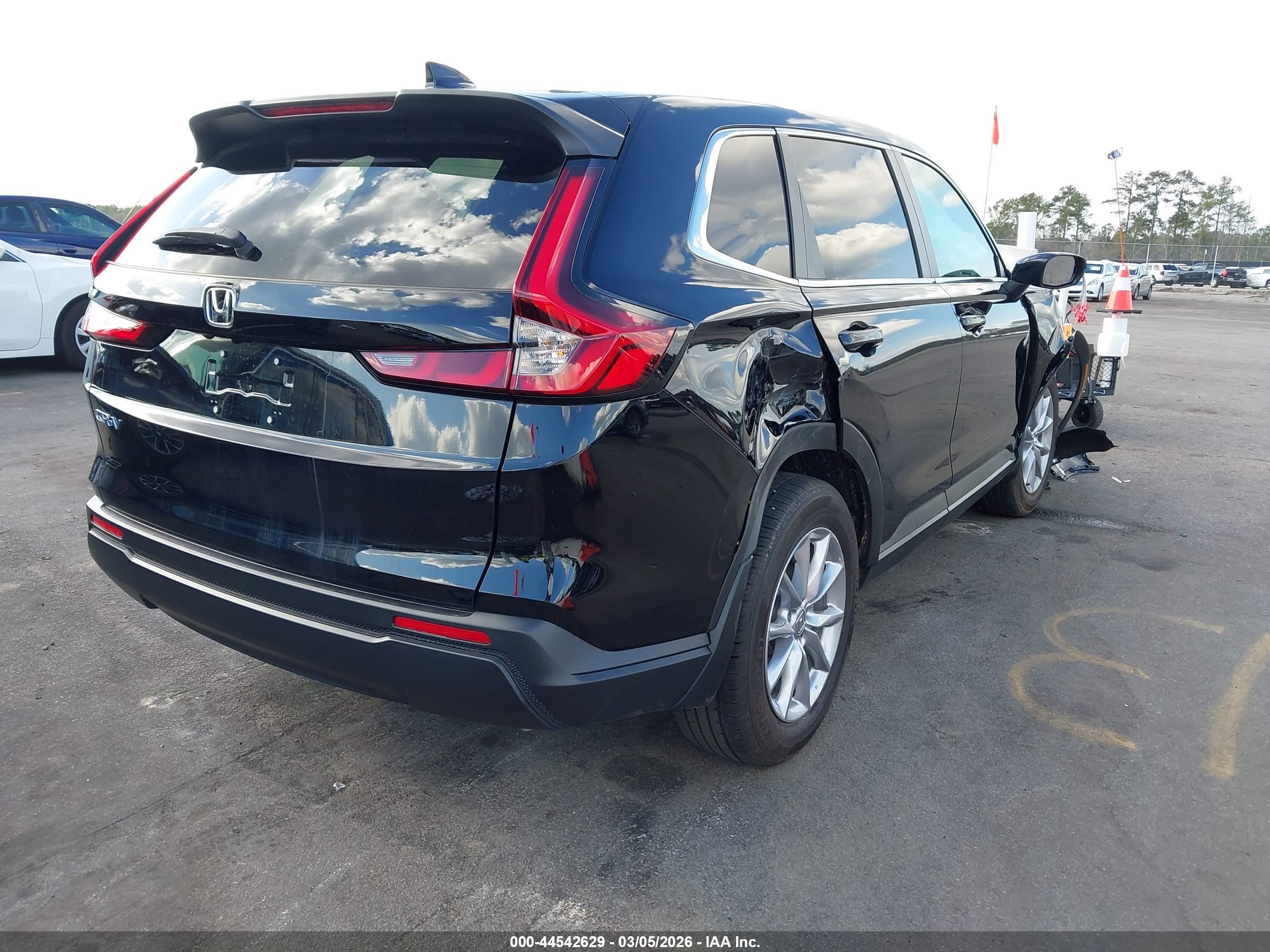 HONDA CR-V image 4