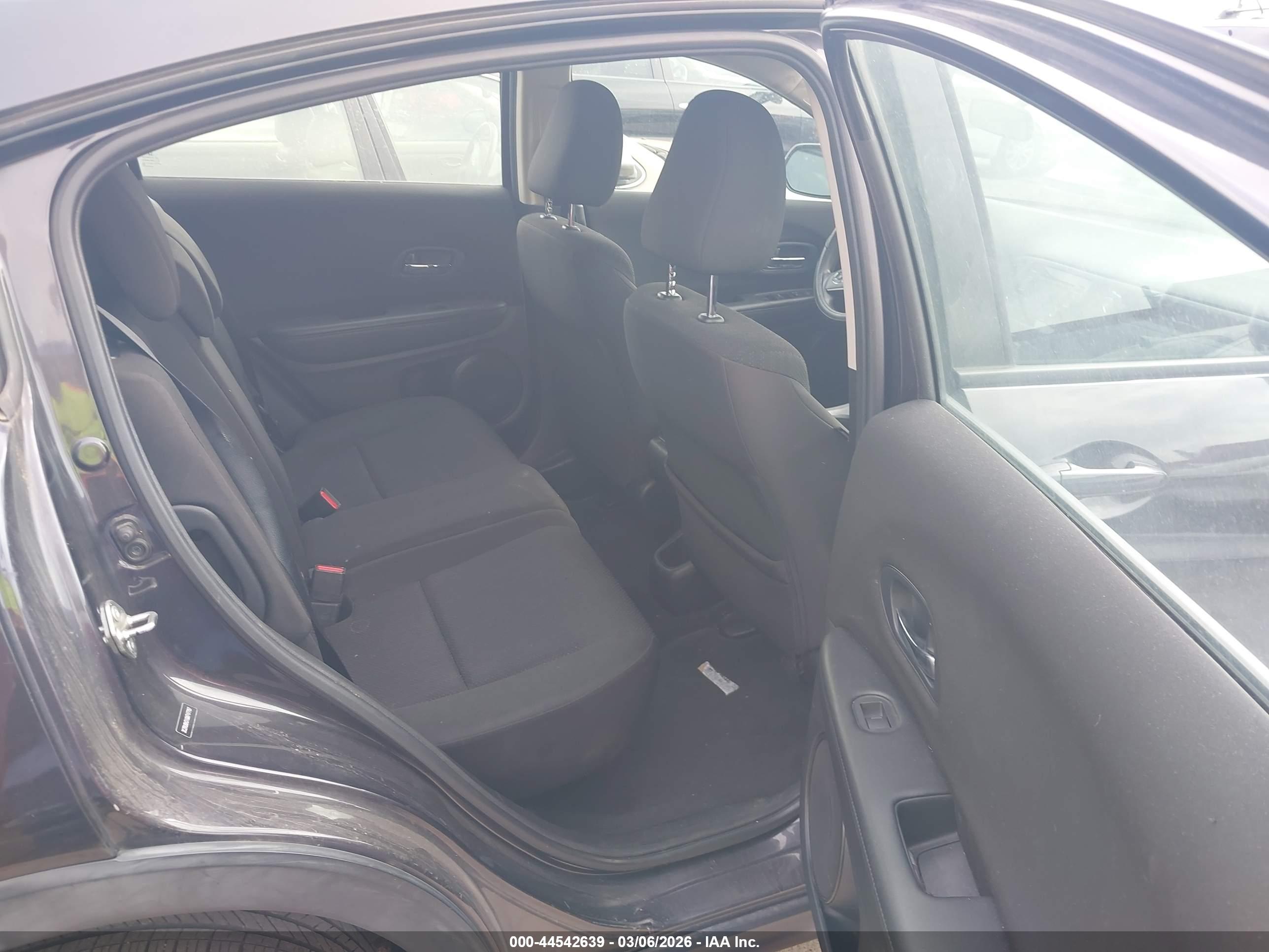 HONDA HR-V image 8