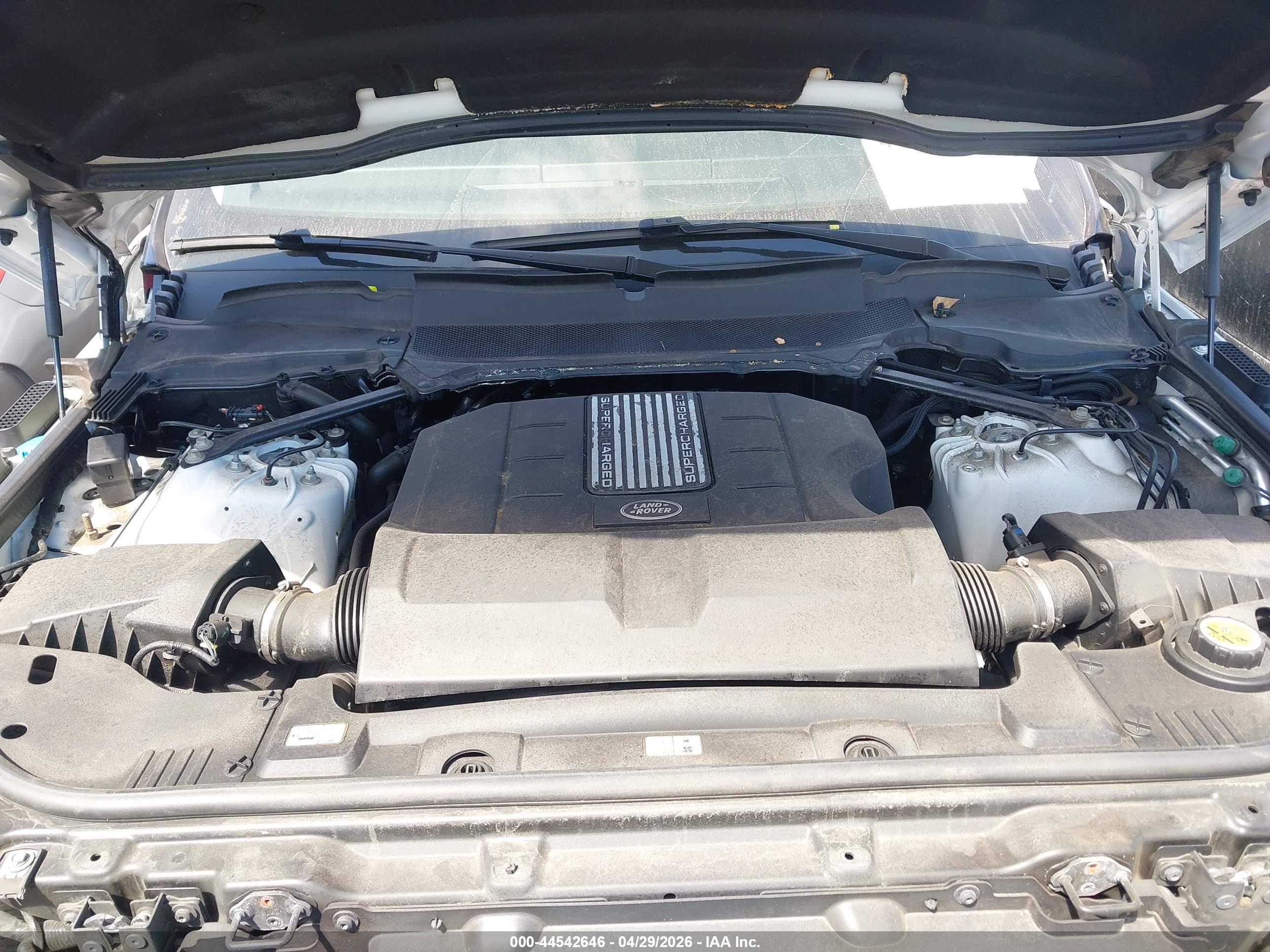 LAND ROVER image 10