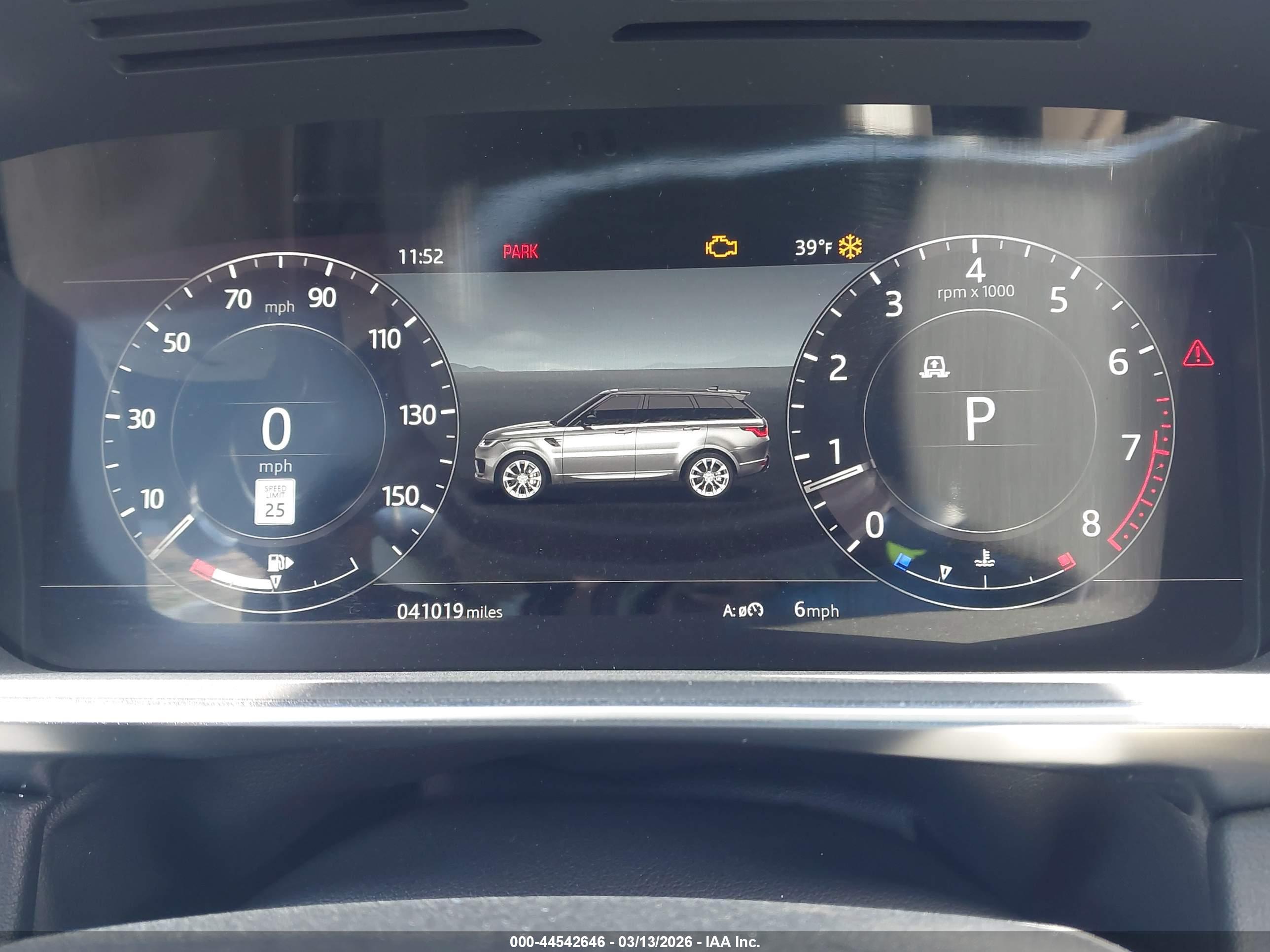 LAND ROVER image 7