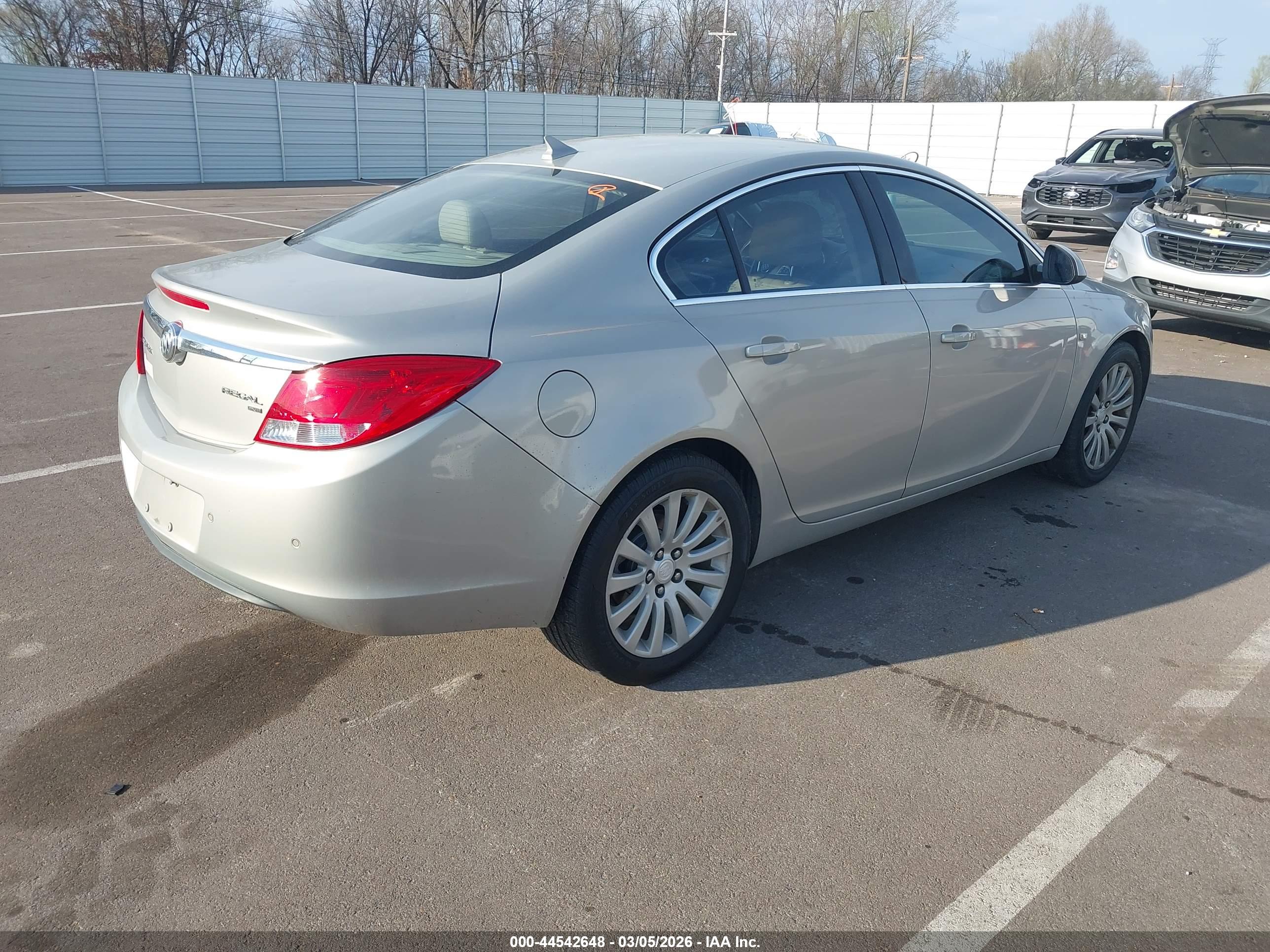 BUICK REGAL image 4