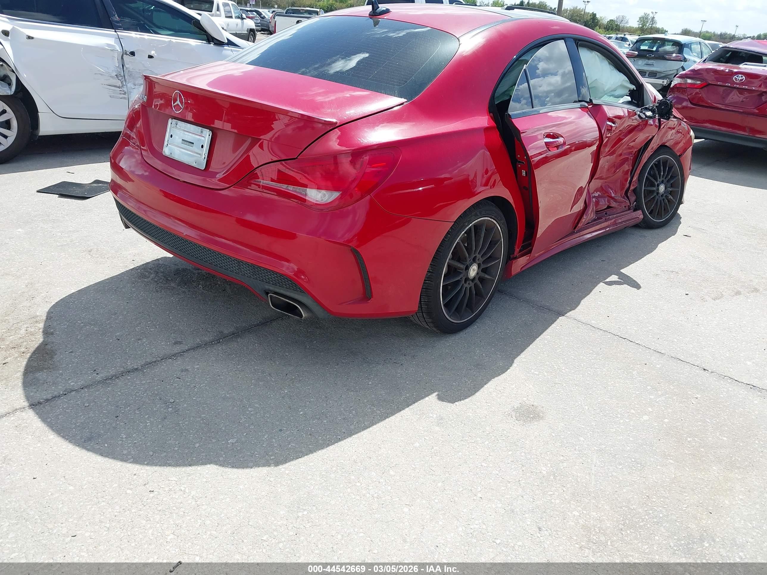 MERCEDES-BENZ CLA image 4