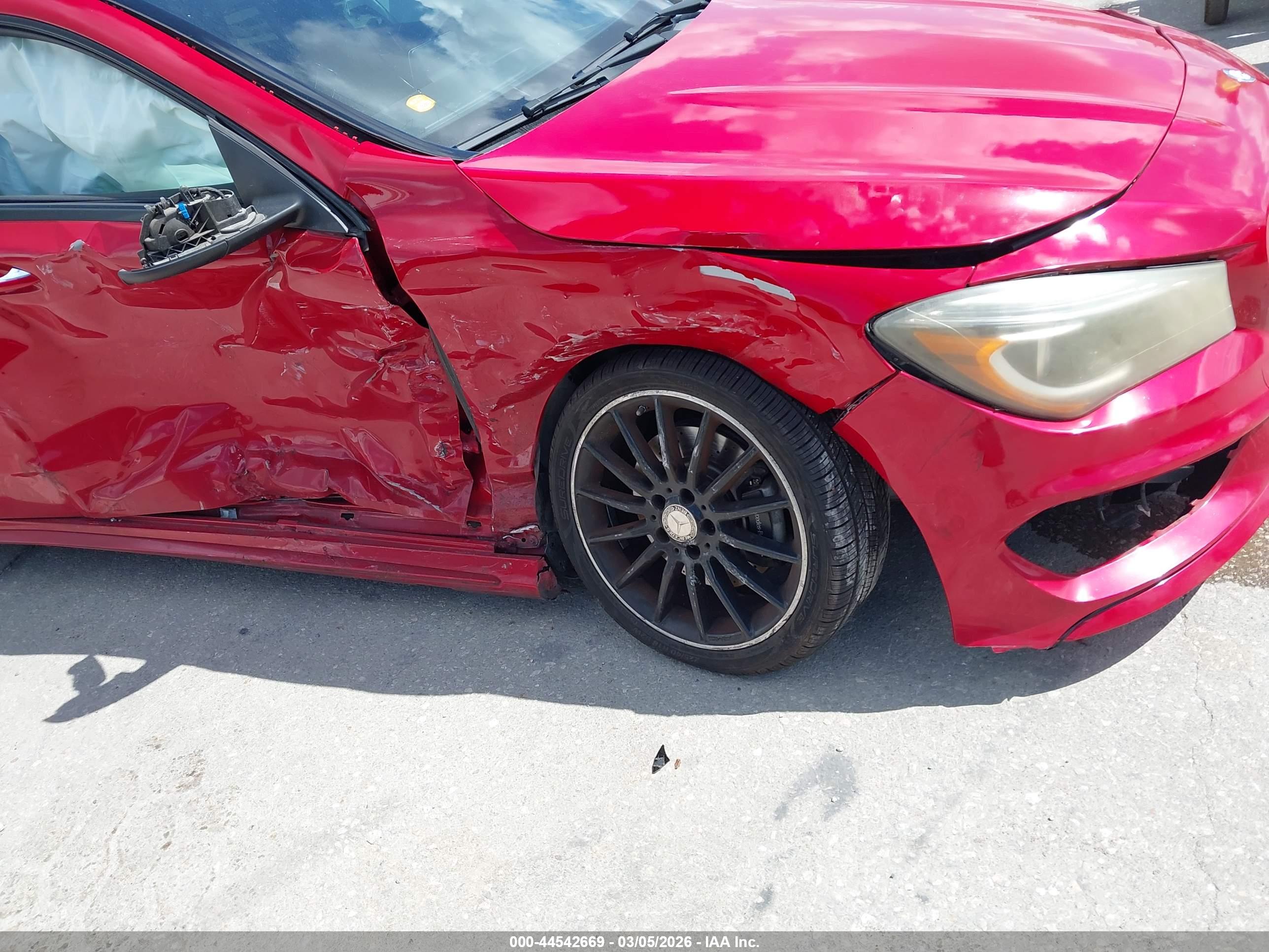 MERCEDES-BENZ CLA image 6