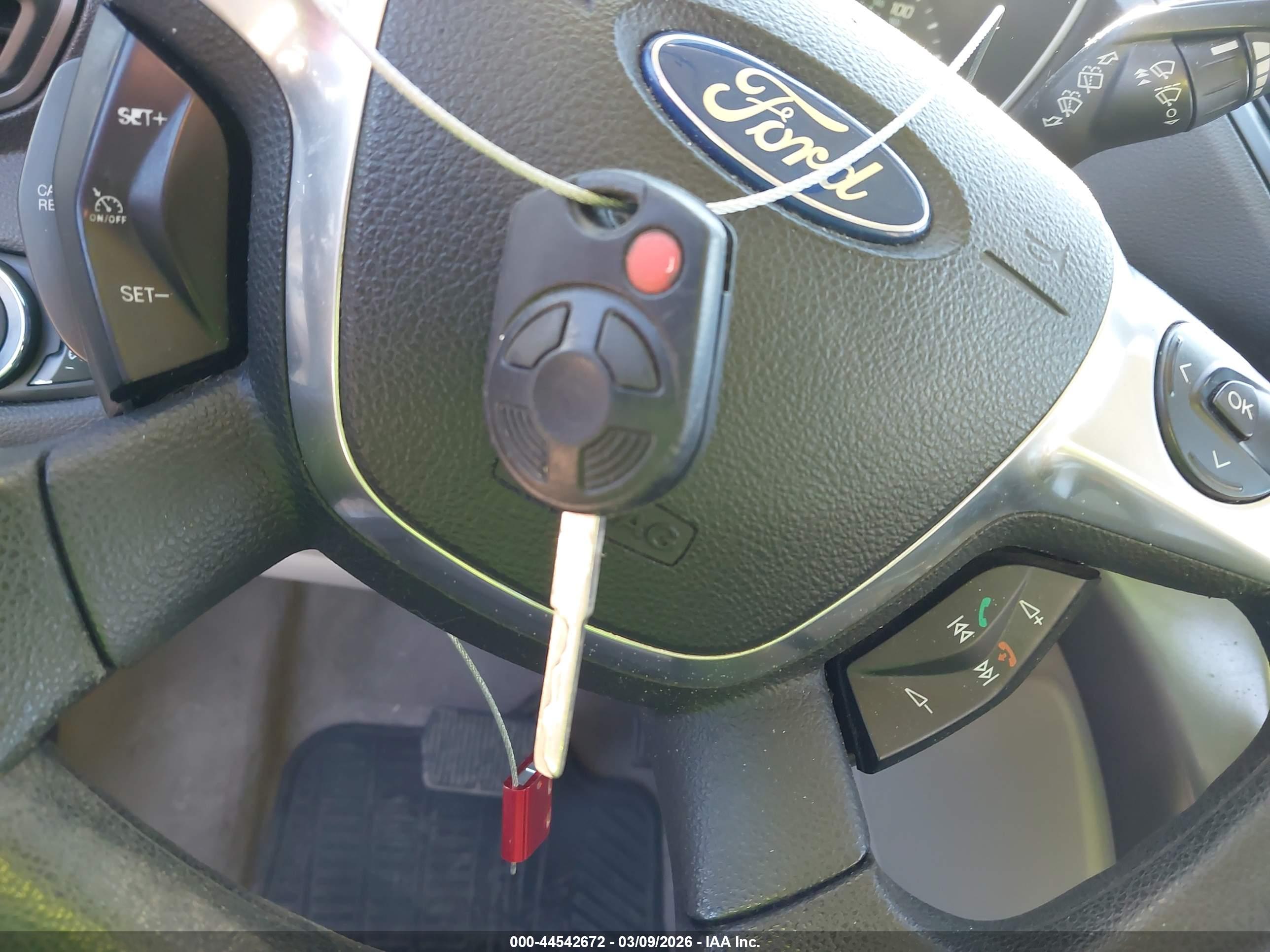 FORD ESCAPE image 11