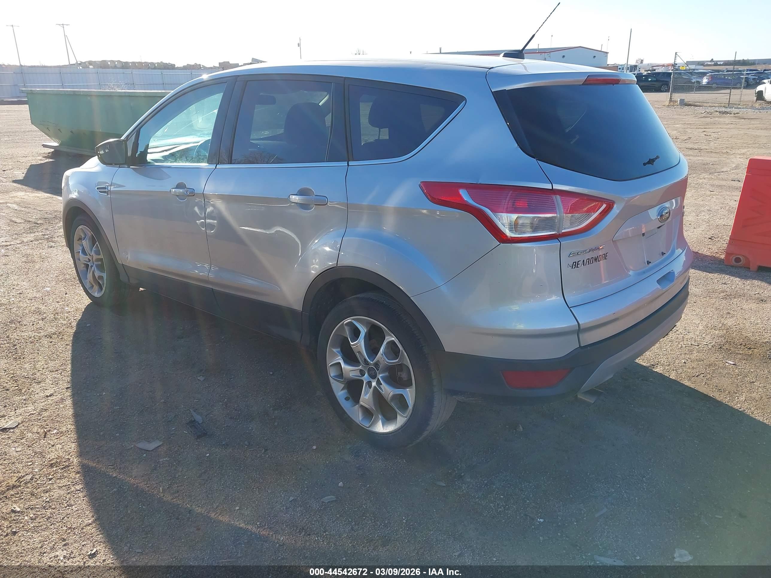 FORD ESCAPE image 3