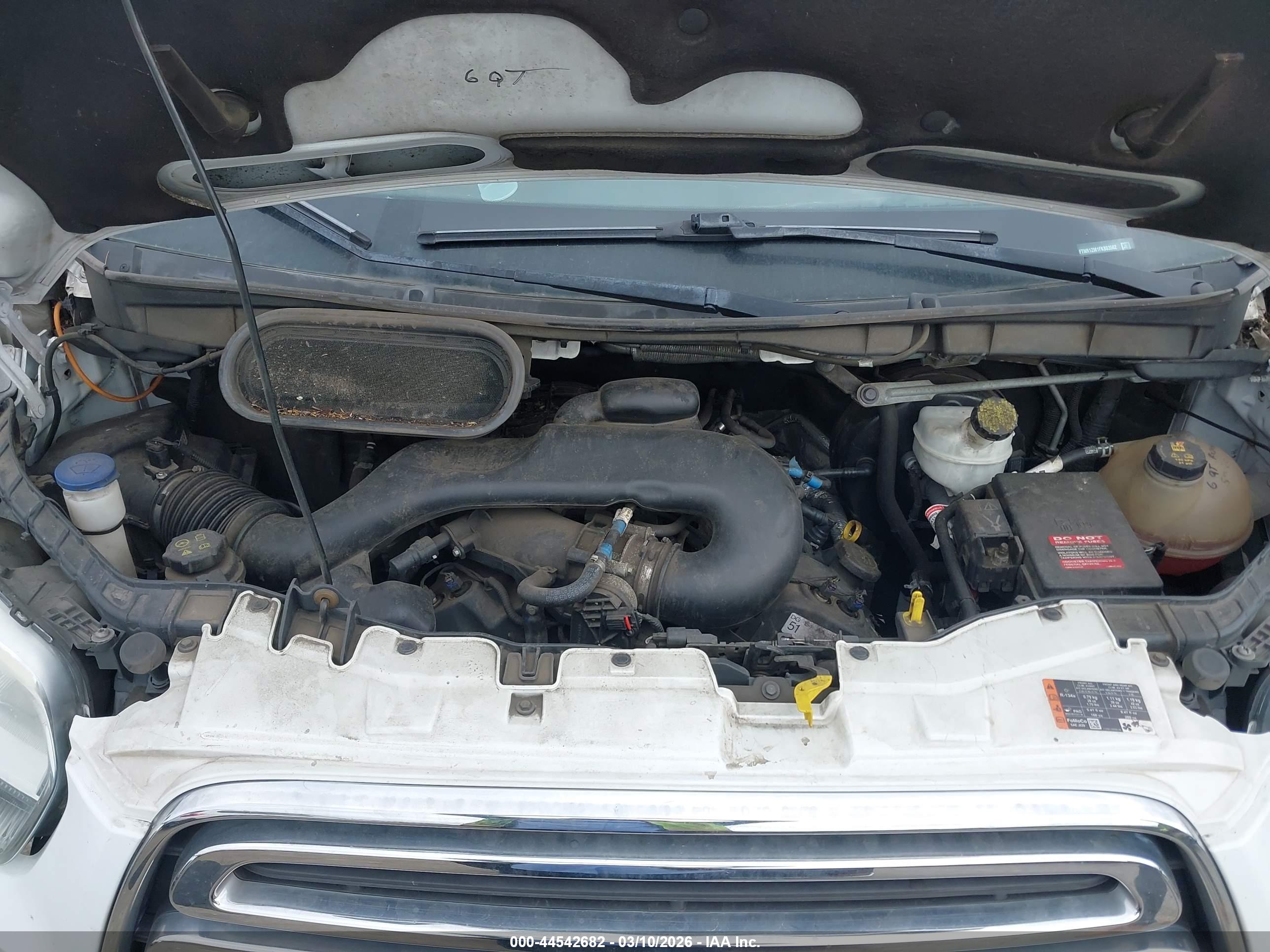 FORD TRANSIT-250 image 10