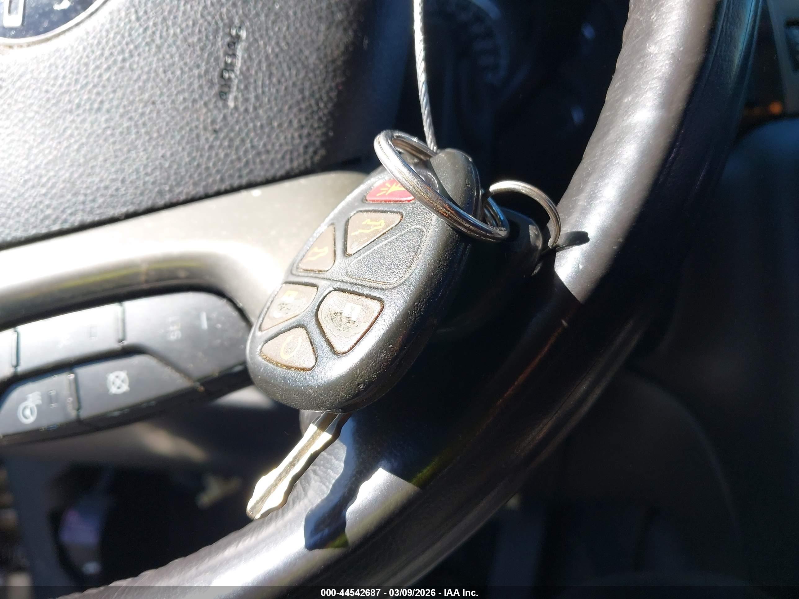GMC YUKON image 11