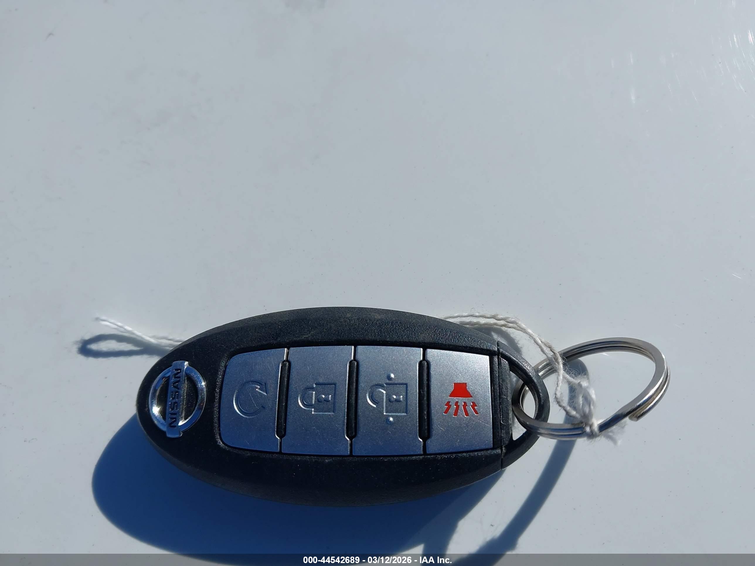 NISSAN ROGUE image 11