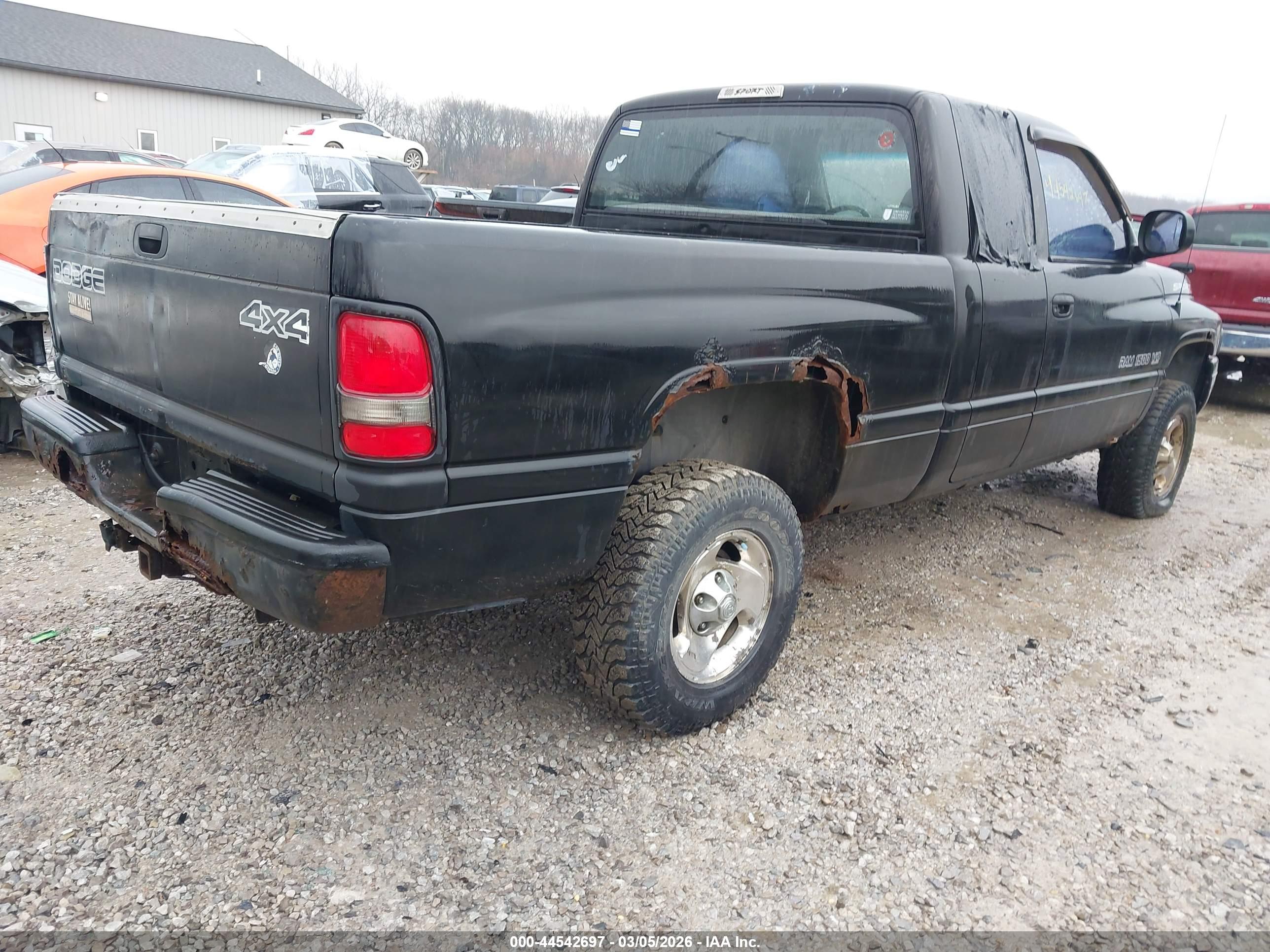 DODGE RAM image 4