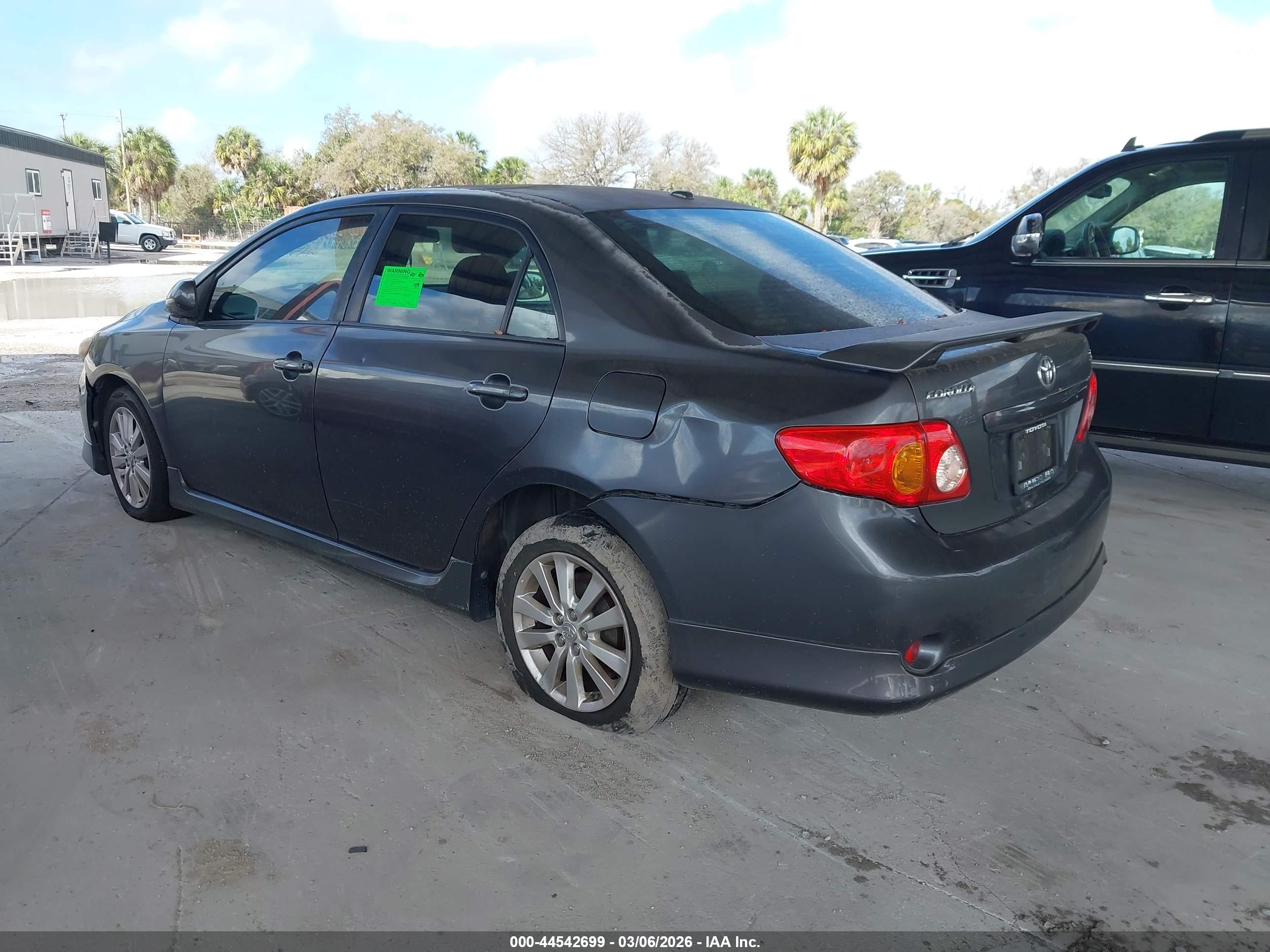TOYOTA COROLLA image 3