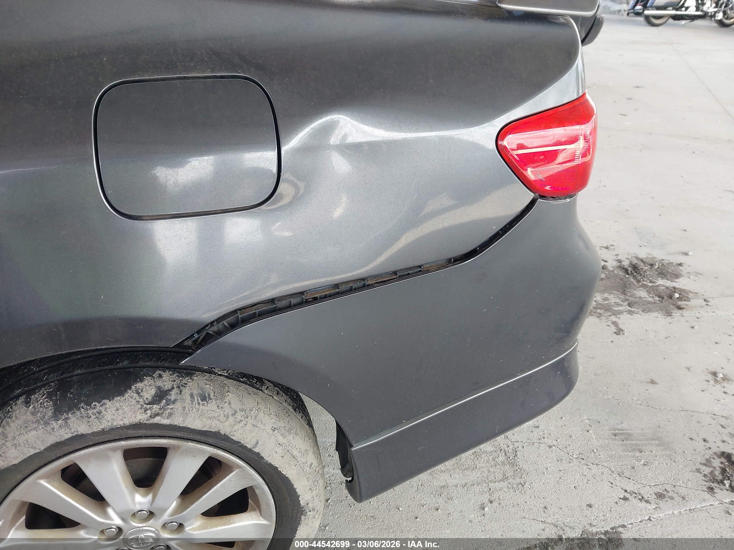 TOYOTA COROLLA image 6