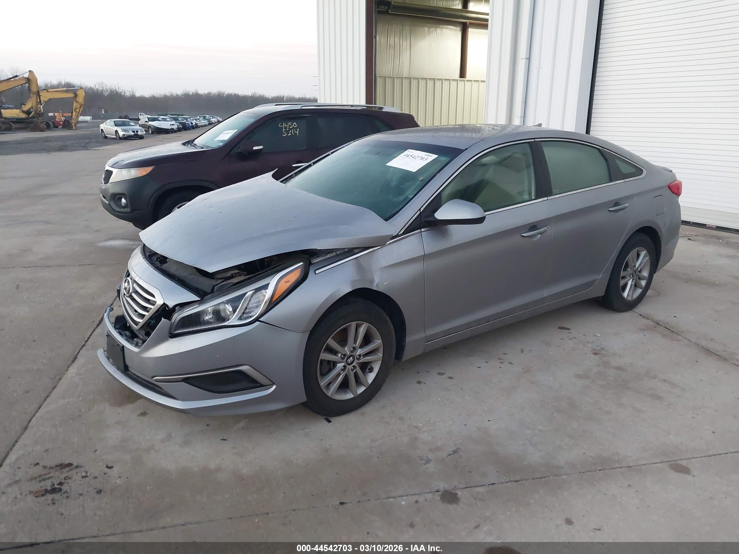HYUNDAI SONATA image 2