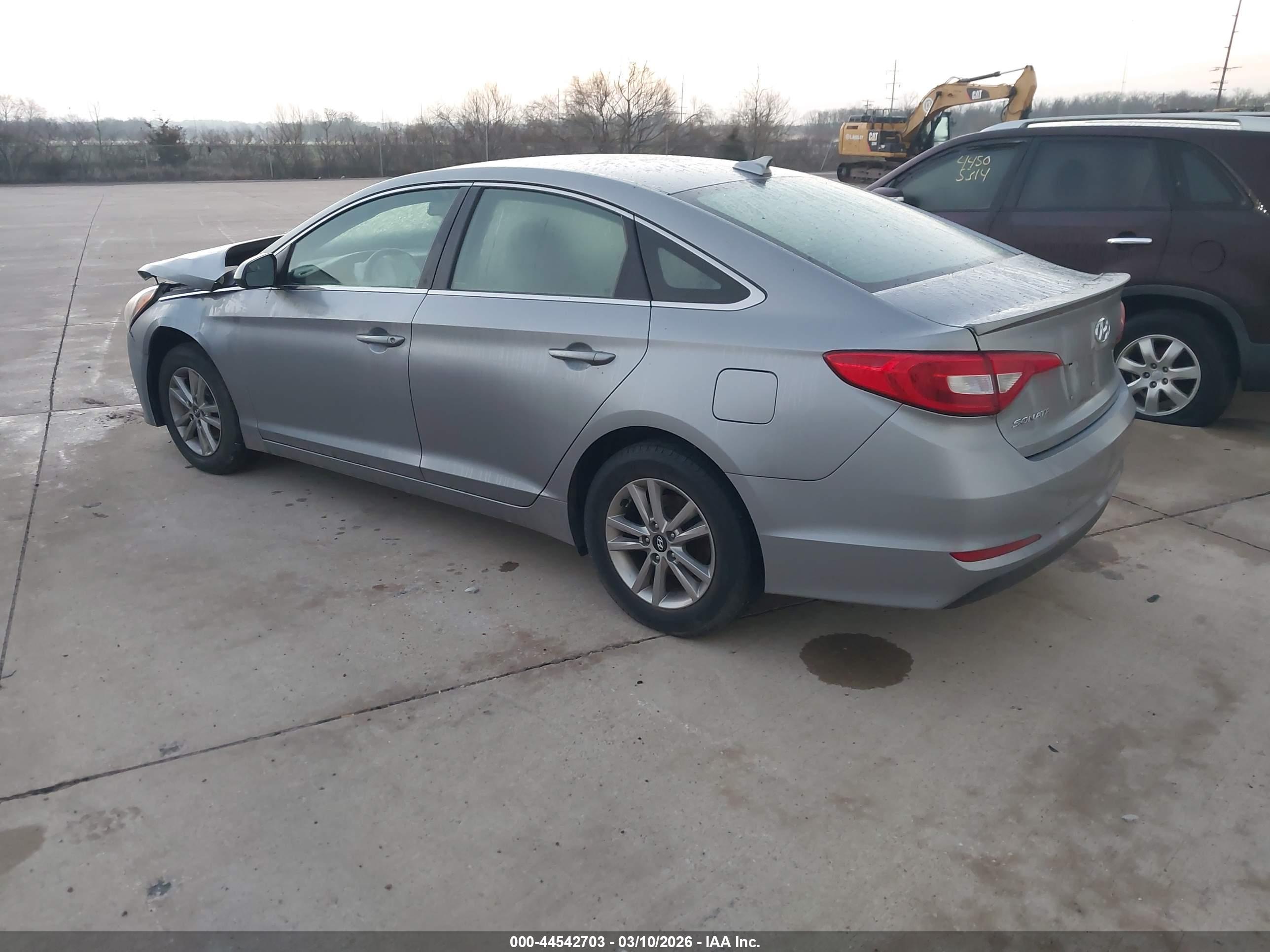 HYUNDAI SONATA image 3