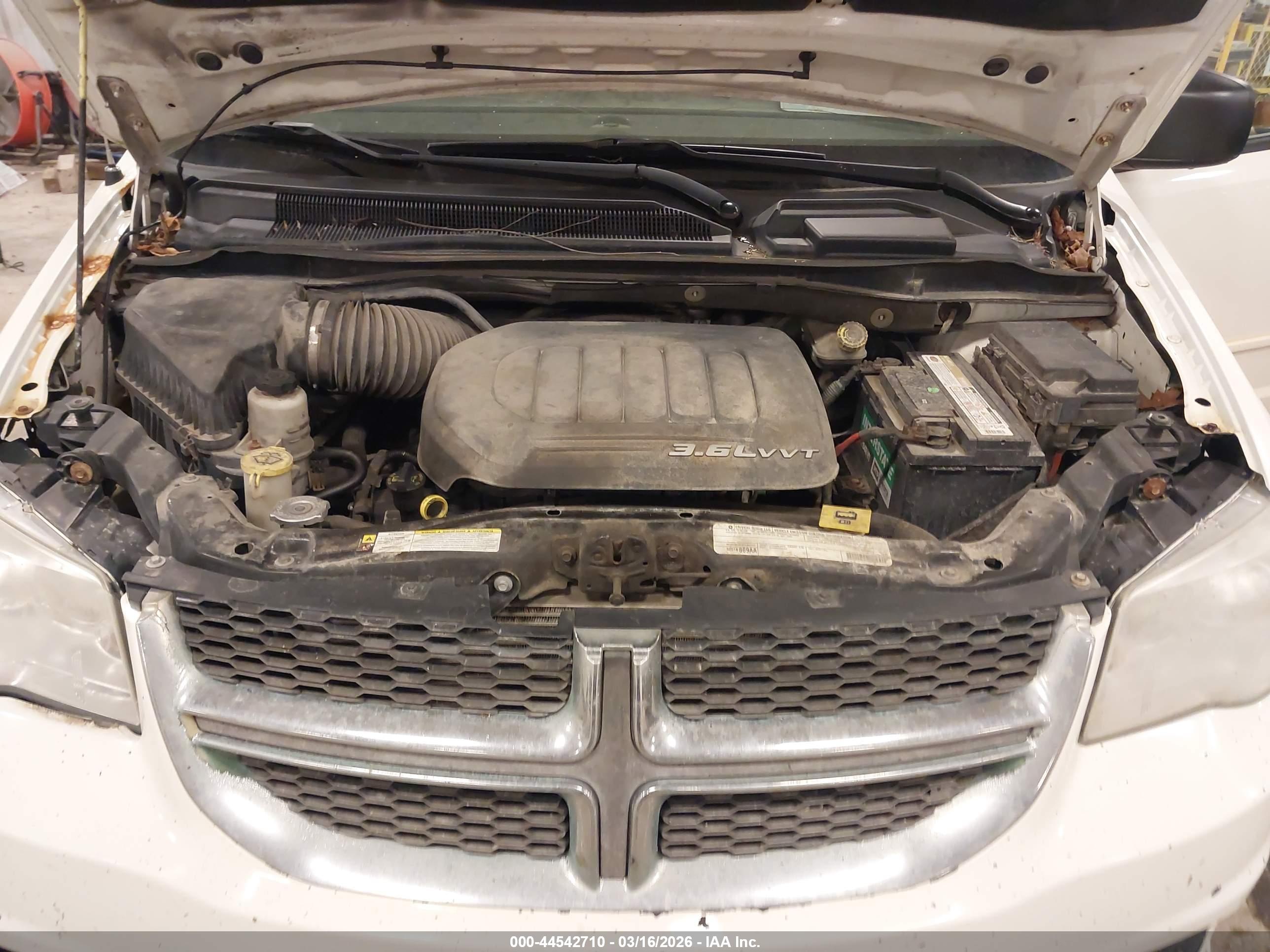 DODGE GRAND image 10