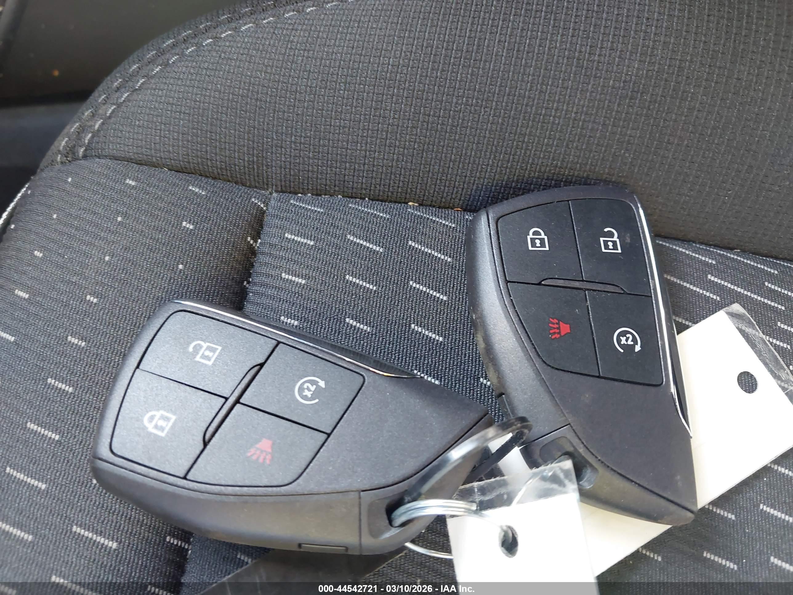 CHEVROLET EQUINOX image 11