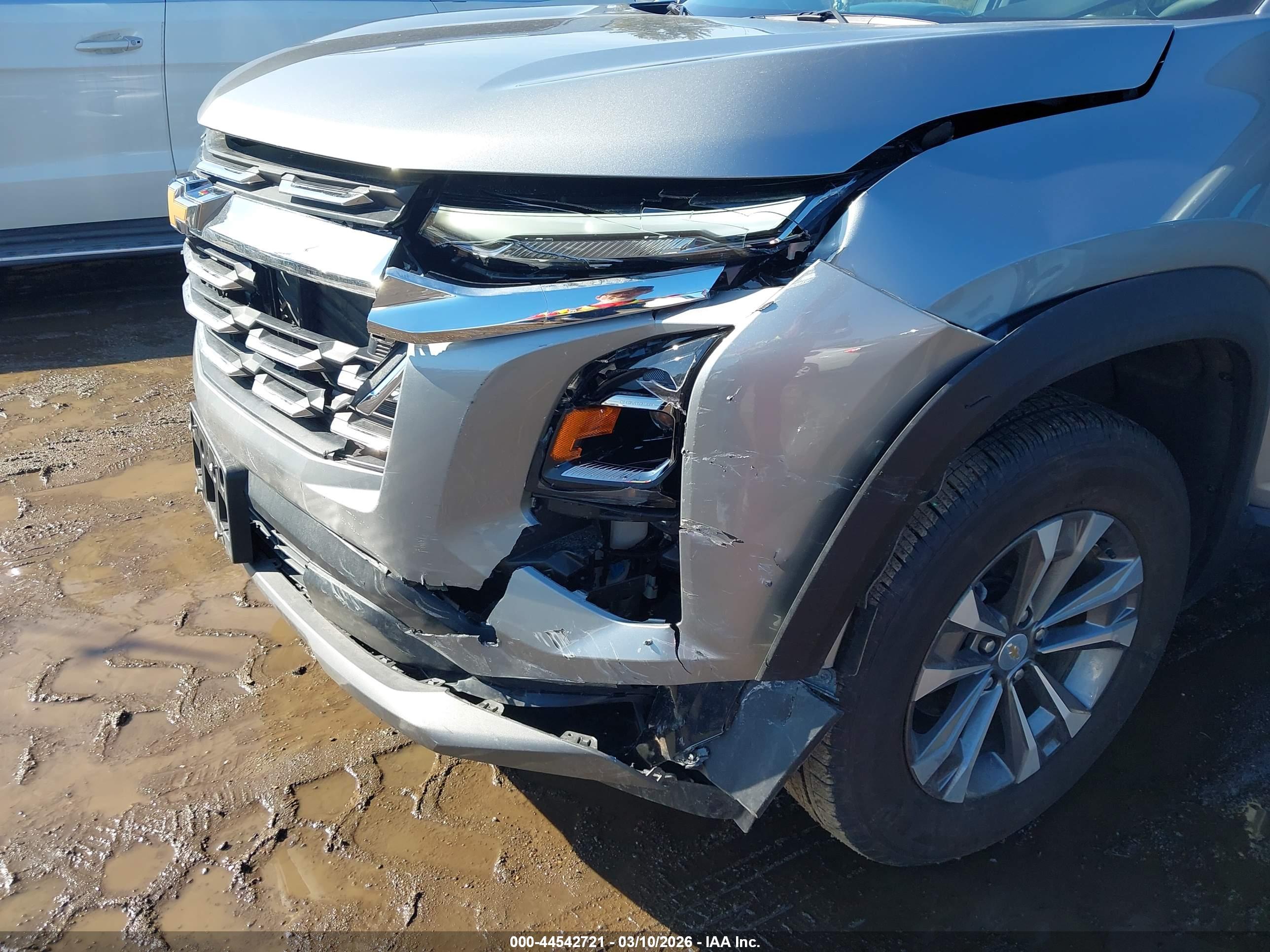 CHEVROLET EQUINOX image 6