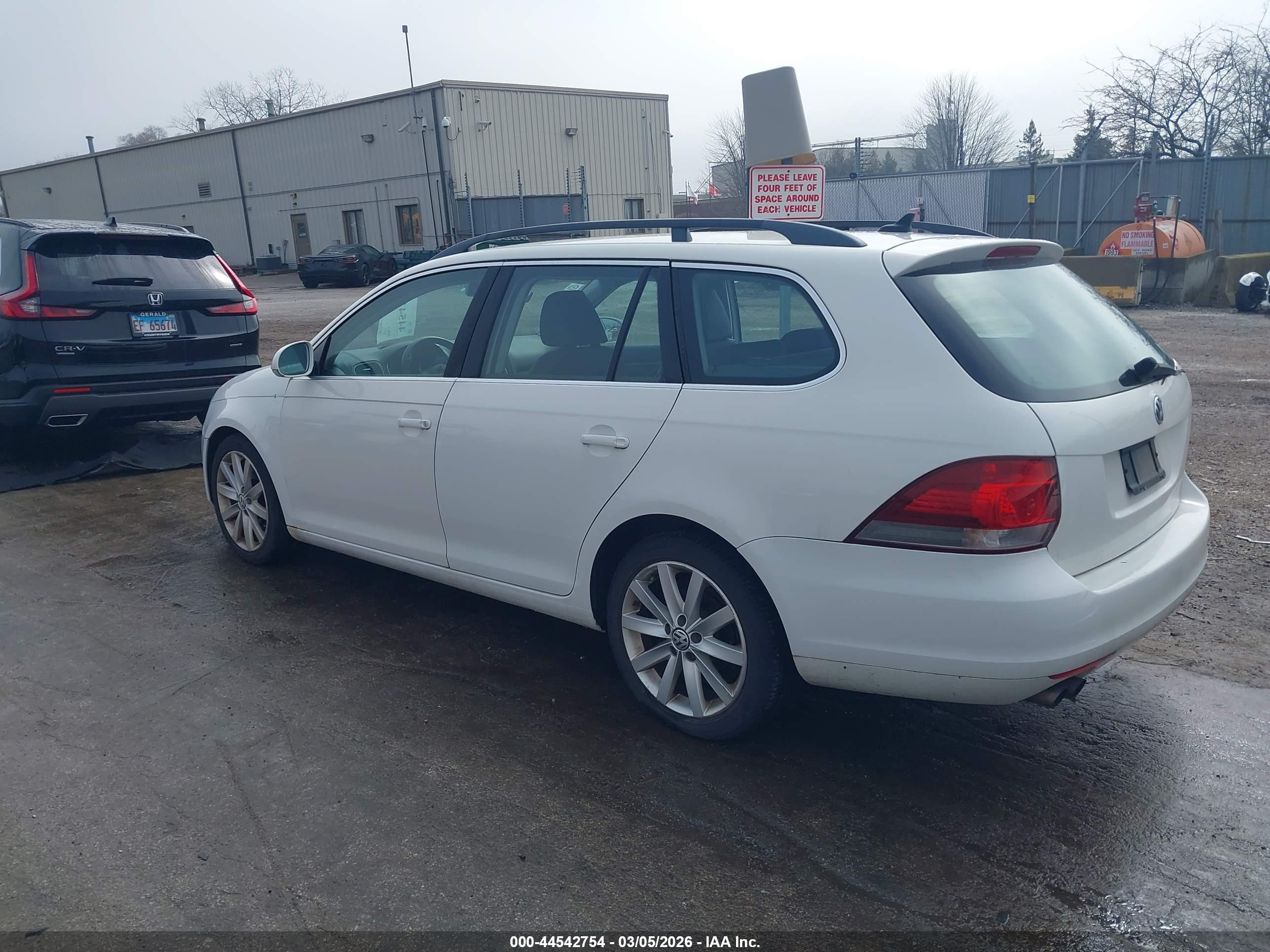 VOLKSWAGEN JETTA image 3