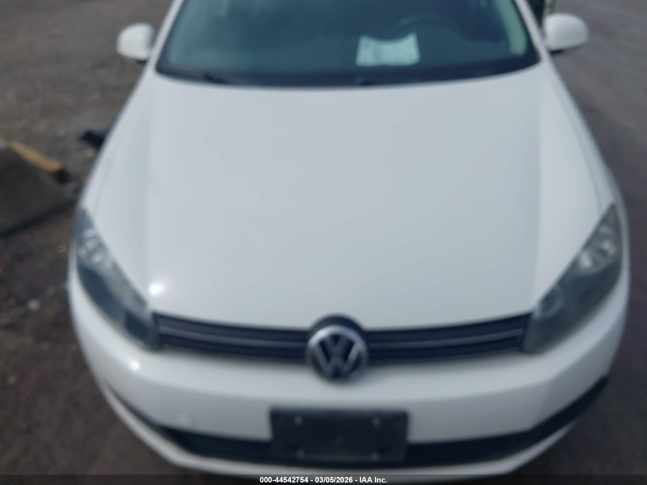 VOLKSWAGEN JETTA image 6