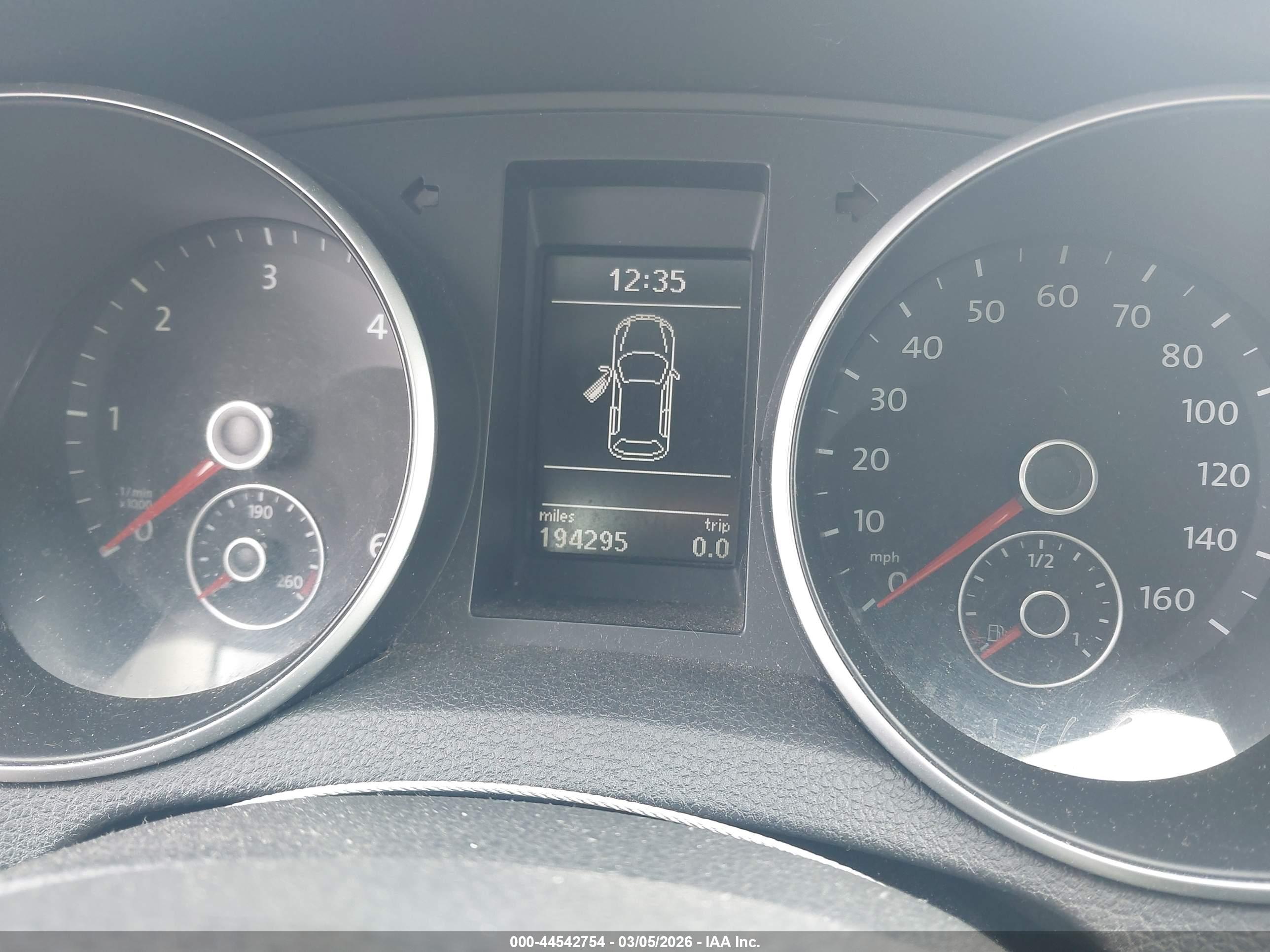 VOLKSWAGEN JETTA image 7
