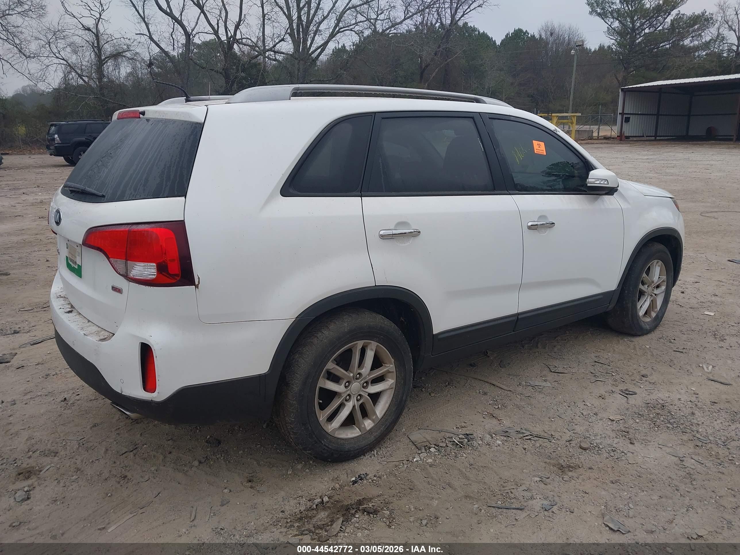 KIA SORENTO image 4