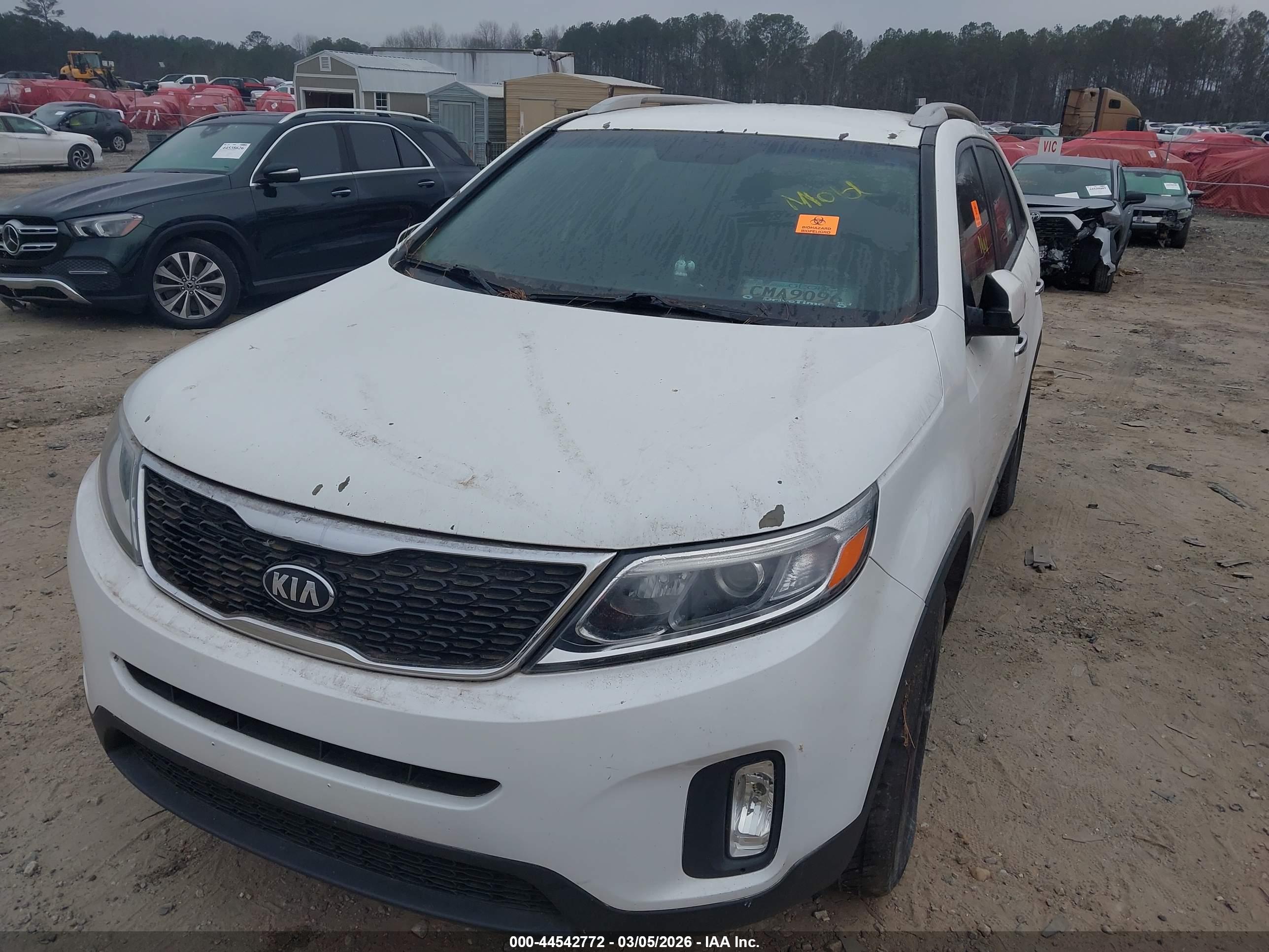 KIA SORENTO image 6